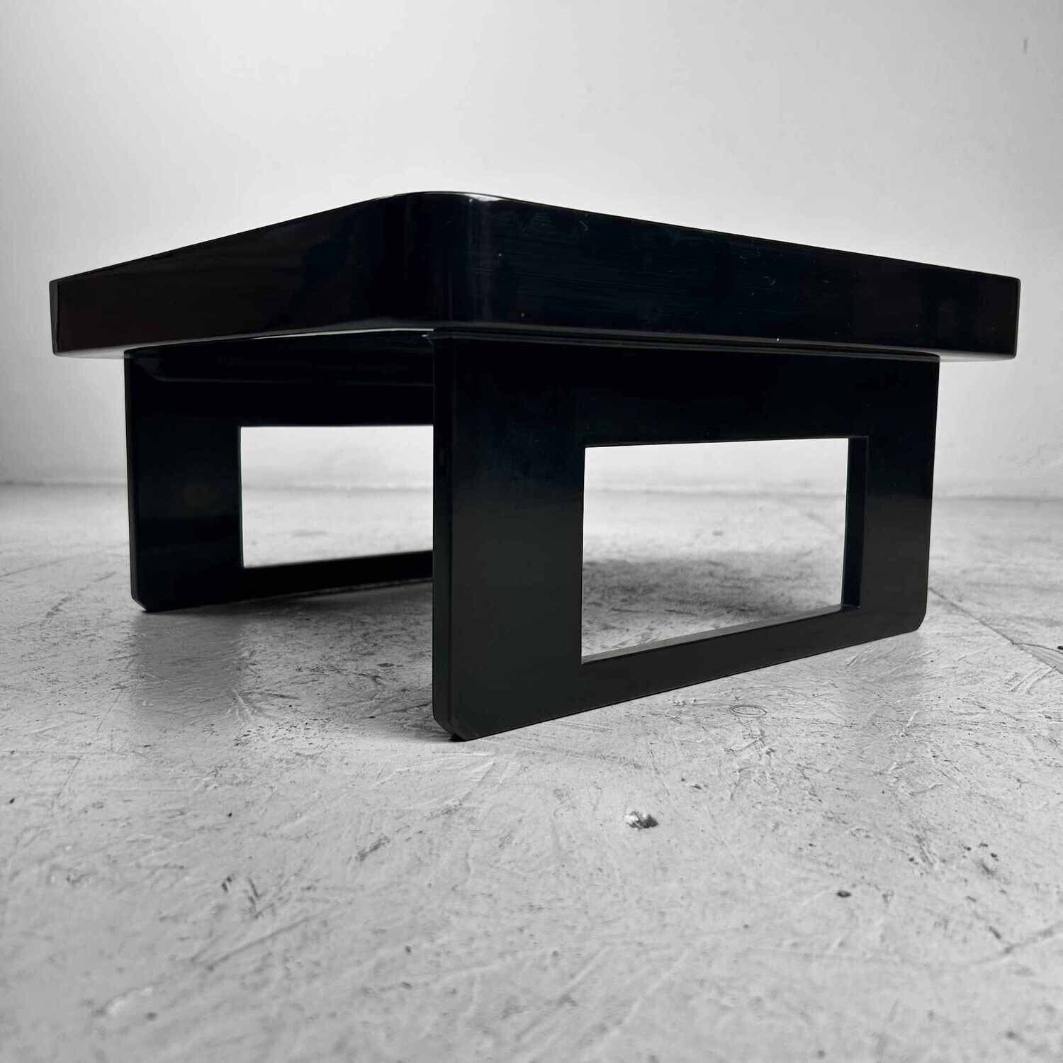 Set (5) Urushi Lakwerk Serveertafels, Taishō-periode, Japan.