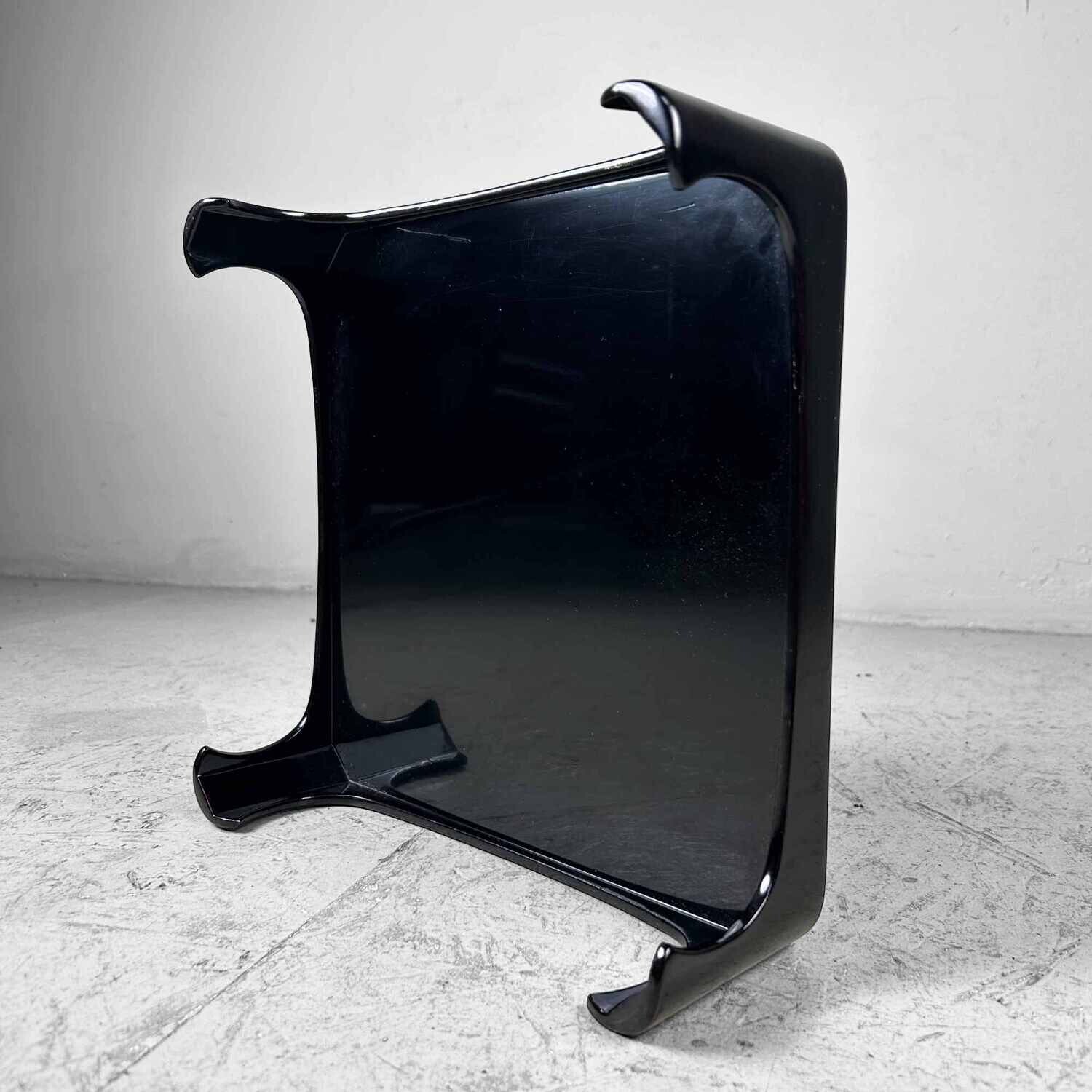 Set (11) Traditionele Urushi Lakwerk Serveertafels, Taishō-periode, Japan.