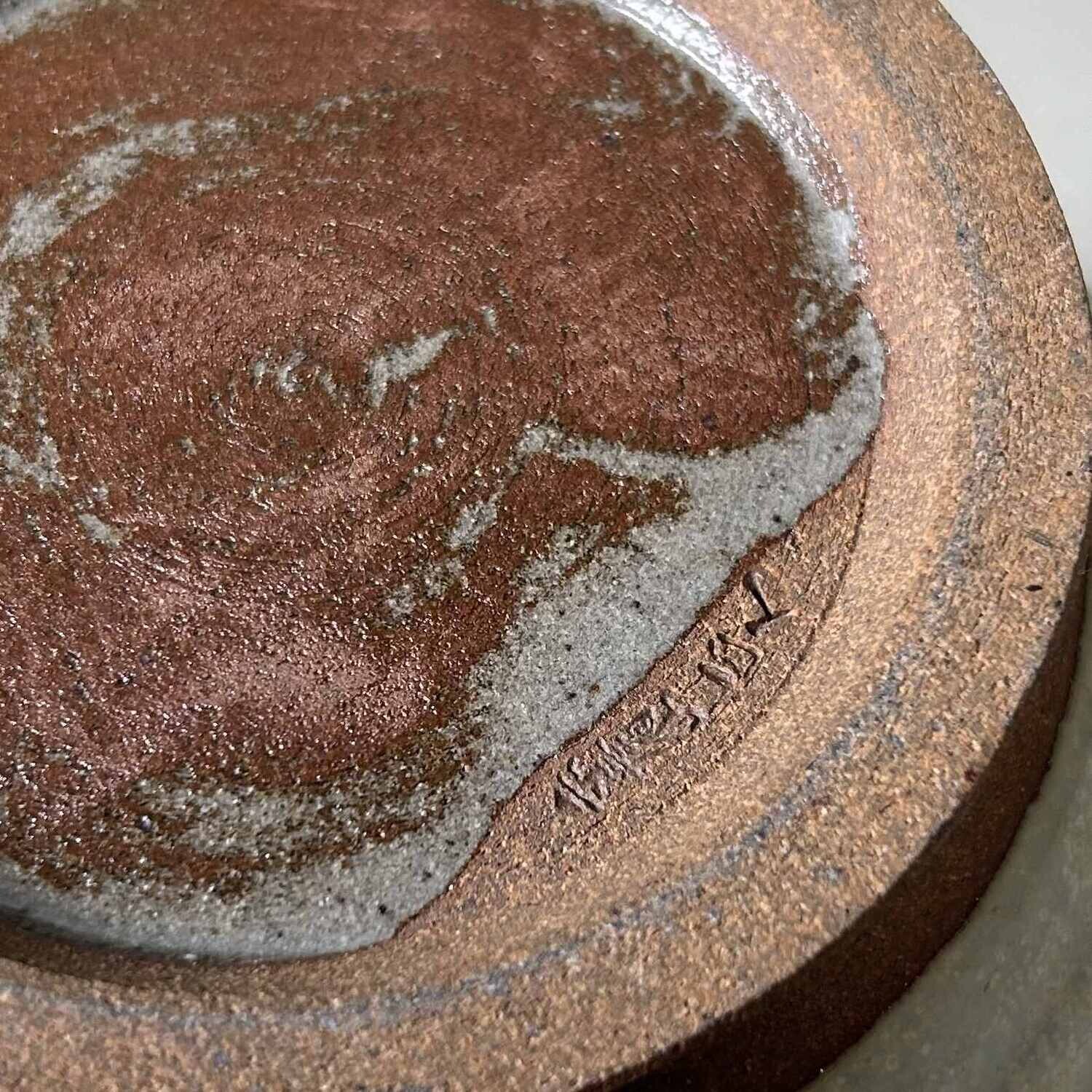 Earthenware Kyo-Yaki Ikebana Flower Vase, Japan.