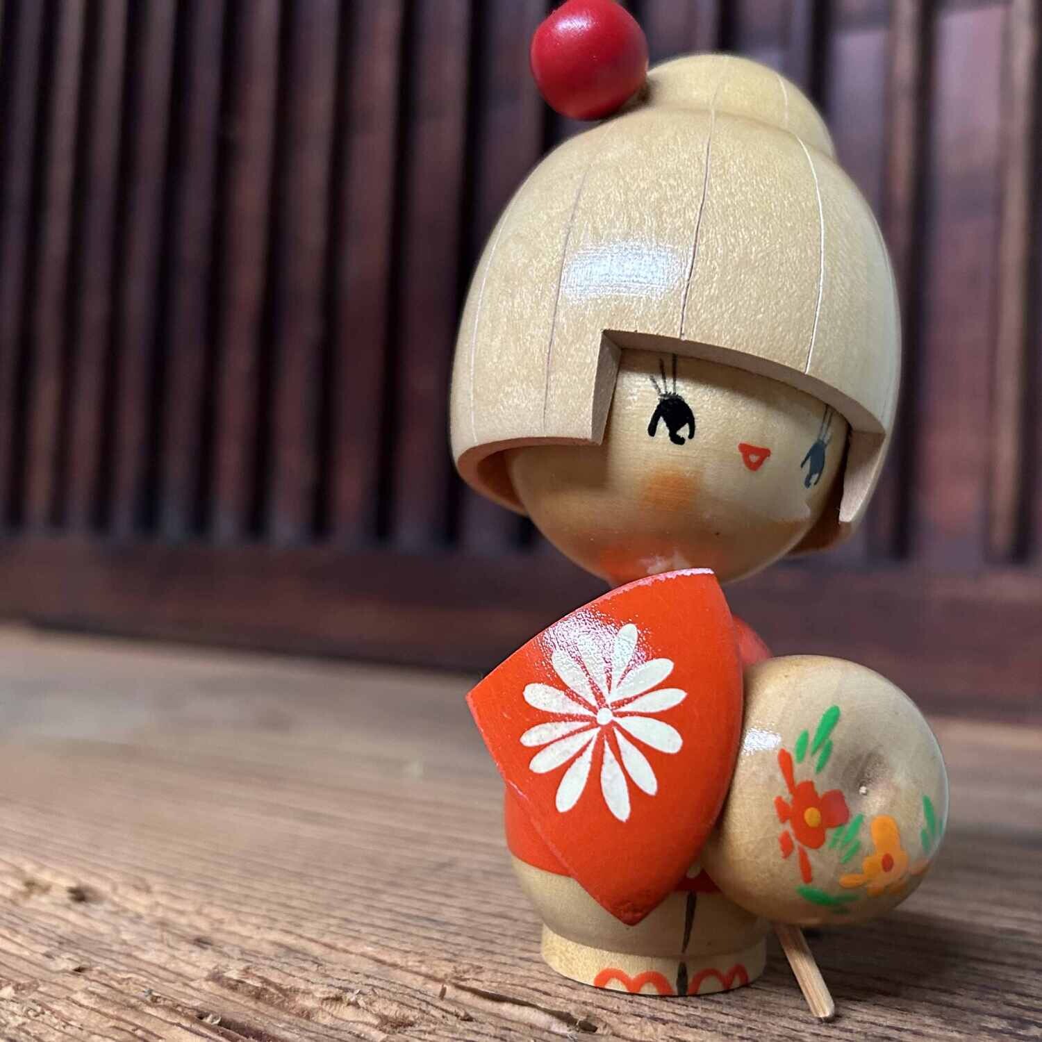 Kawaii Vintage Kokeshi door Ishida Waichi, Japan.