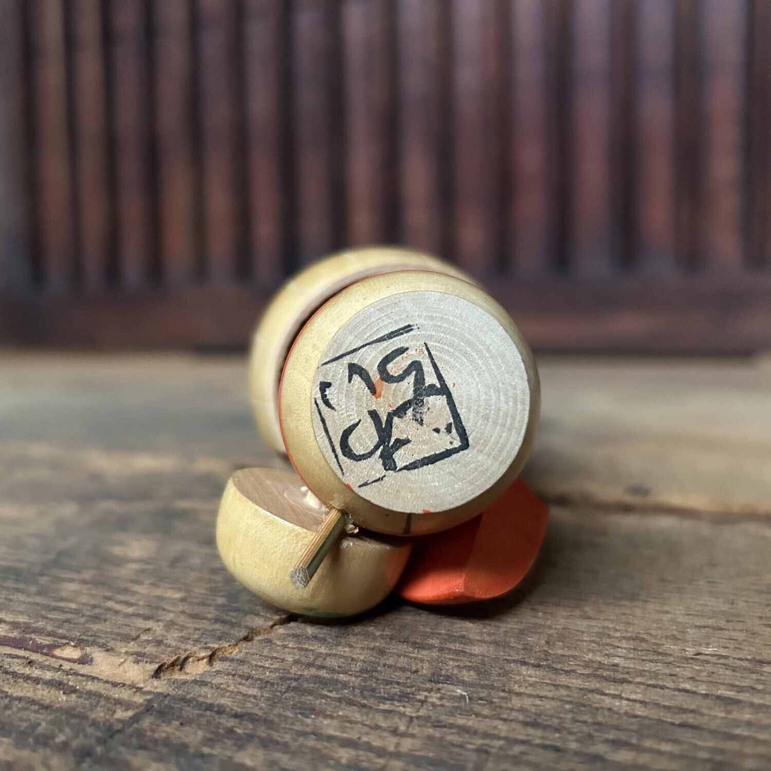 Kawaii Vintage Kokeshi door Ishida Waichi, Japan.