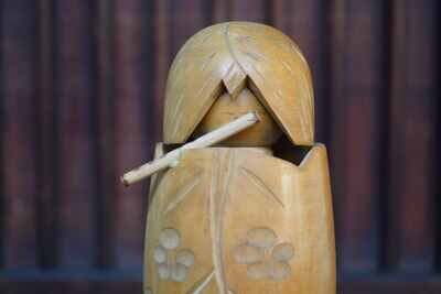 Vintage Sosaku Kokeshi, 'Kagamijishi' by Miyashita Hajime, Japan.