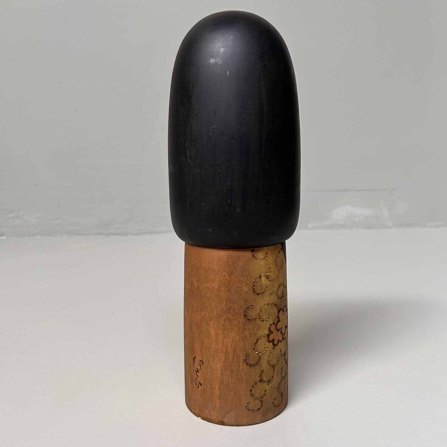 Zeldzame Vintage Sosaku Kokeshi door Inosuke Kobayashi, Japan.