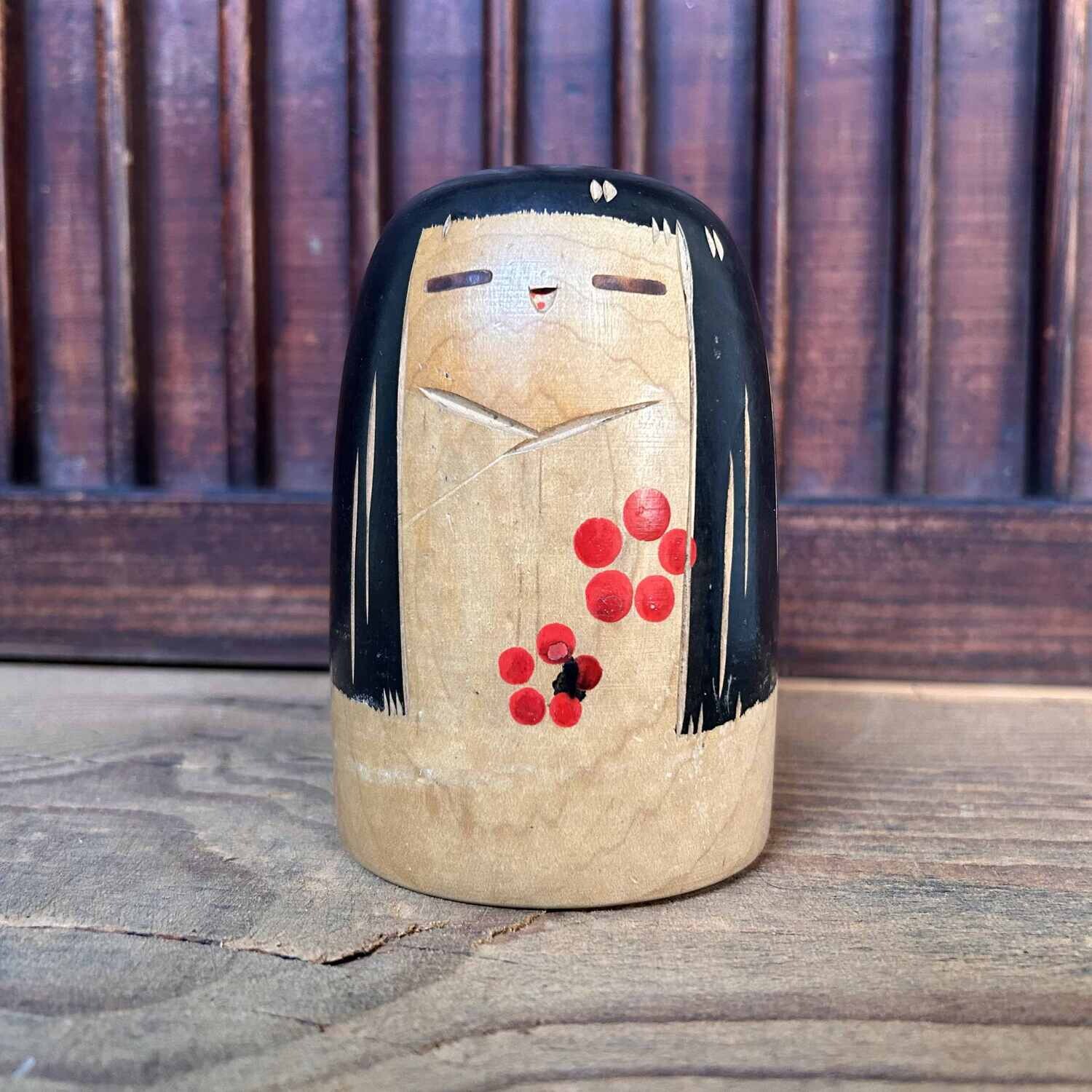 Vintage Sosaku Kokeshi door Sanpei Yamanaka, Japan.