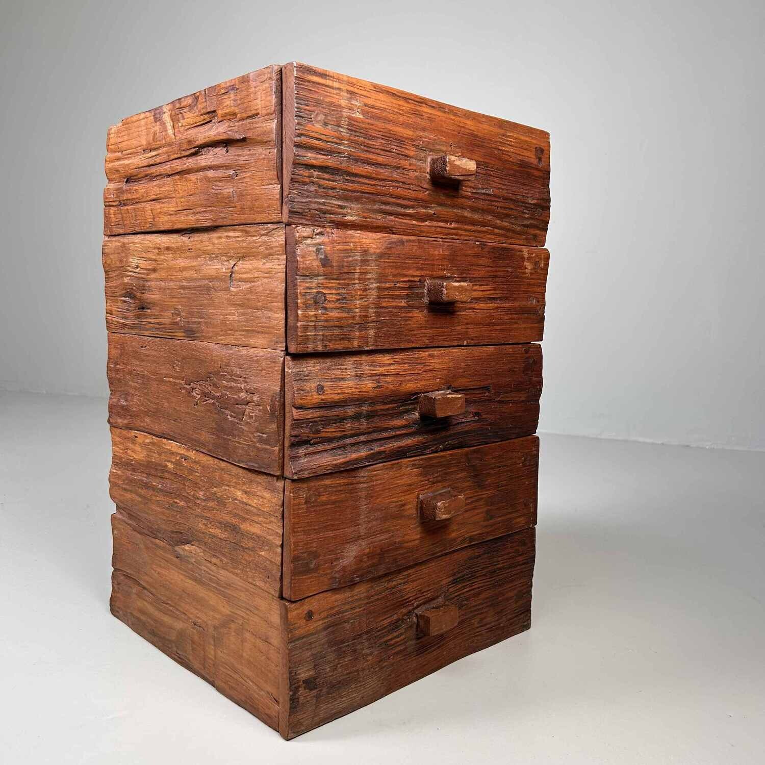 Brutalistische Houten Japanse Ladekast, Shōwa-periode.