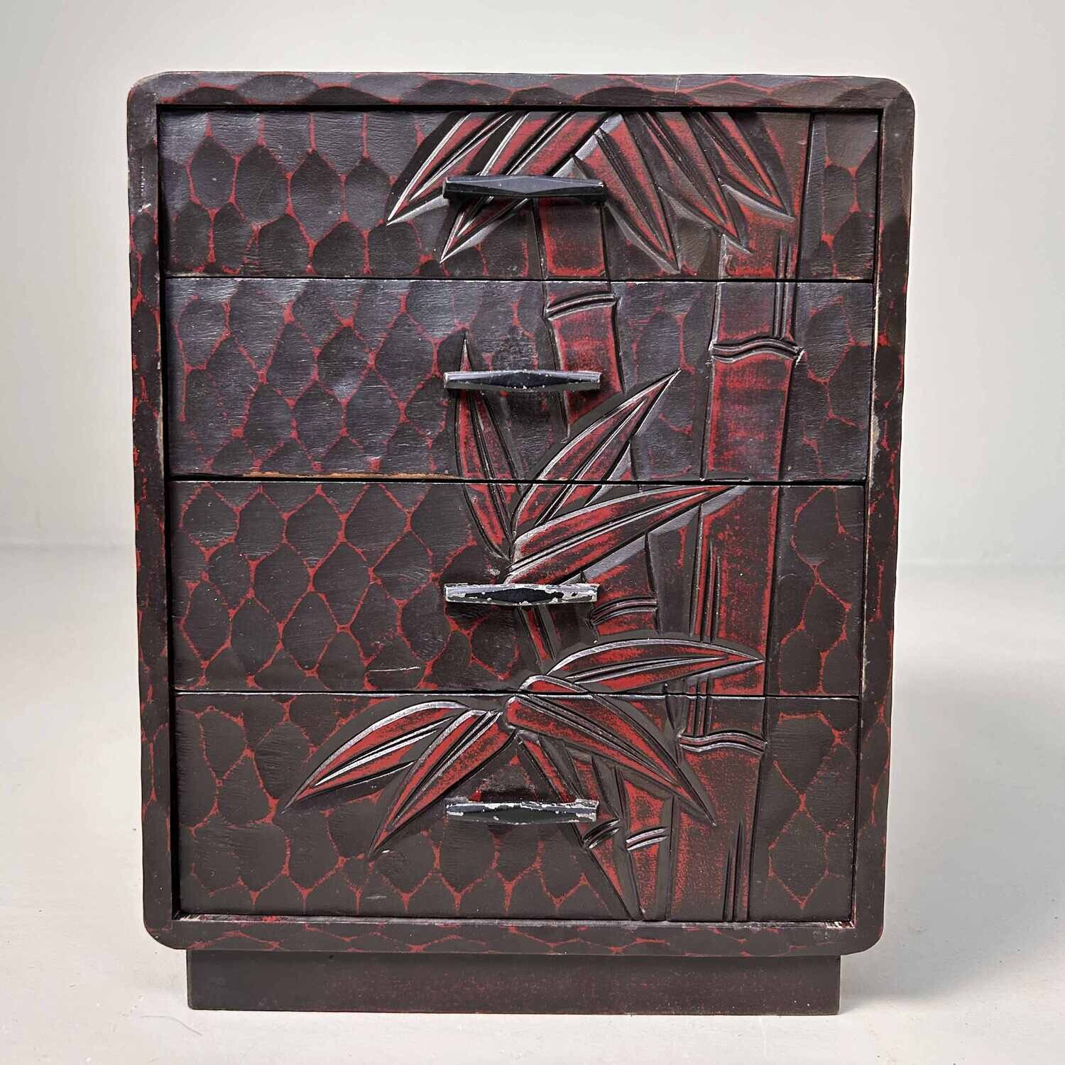 Kamakura Bori Haribako 針 箱 'Bamboe' Tansu Naaikastje, Japan. Kamakura Bori Haribako 針 箱 'Bamboe' Tansu Naaikastje, Japan.