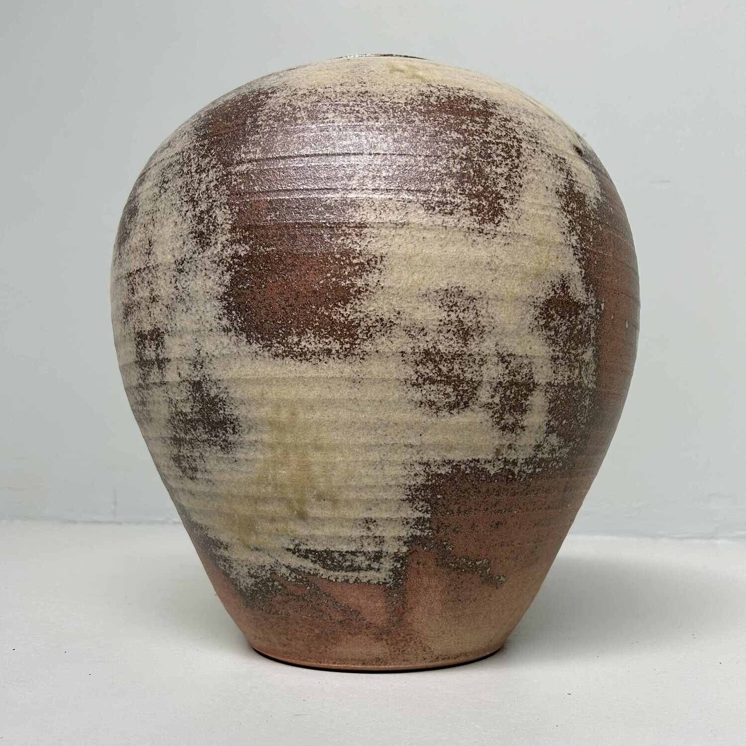 Unique wood-fired ikebana vase, Bizen pottery from Japan.