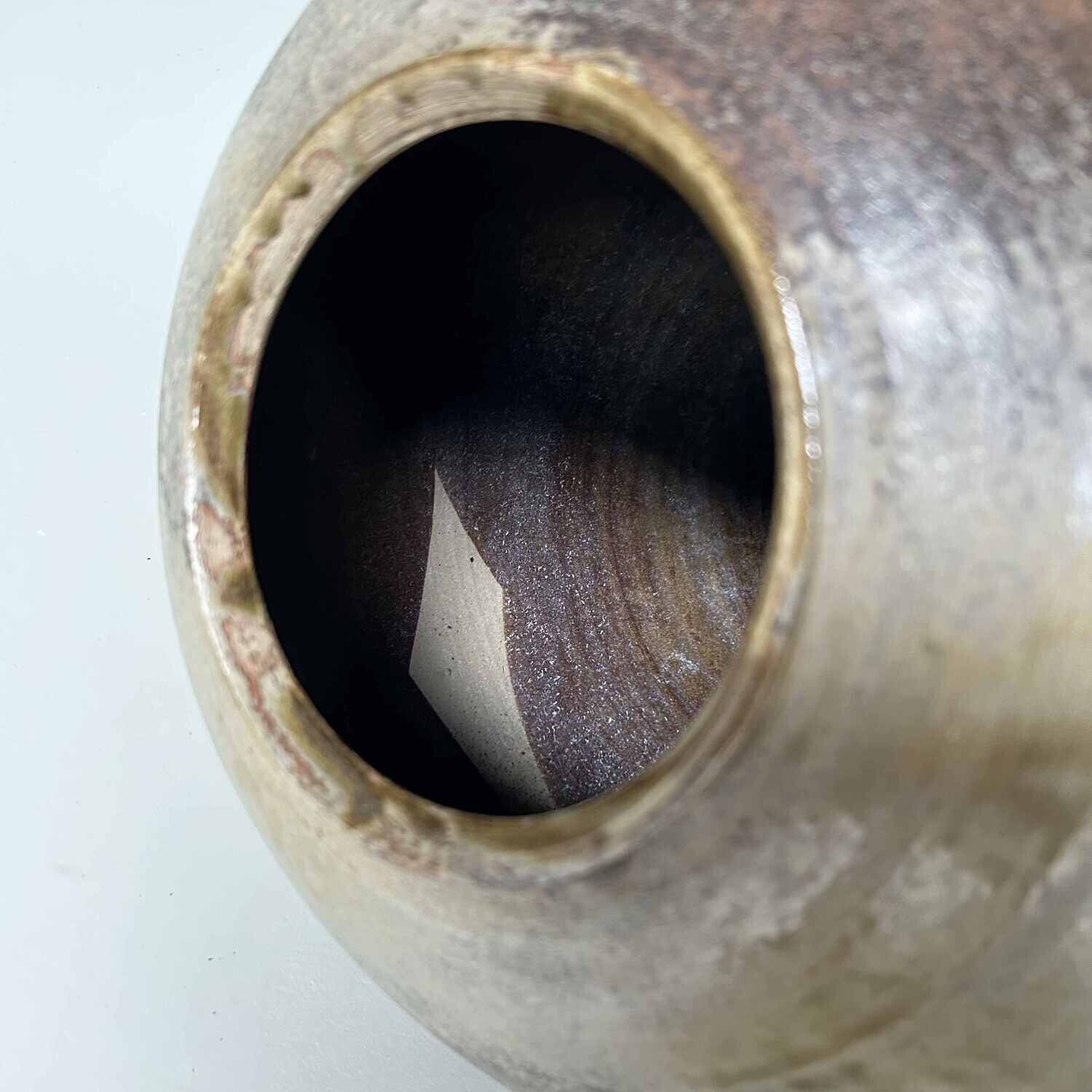 Unique wood-fired ikebana vase, Bizen pottery from Japan.