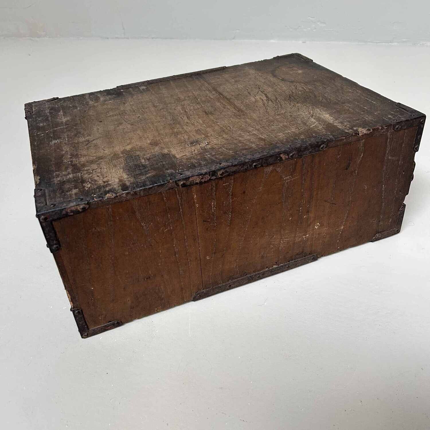 Kodansu (小箪笥) Klein Opbergmeubel, late Edo, Japan.