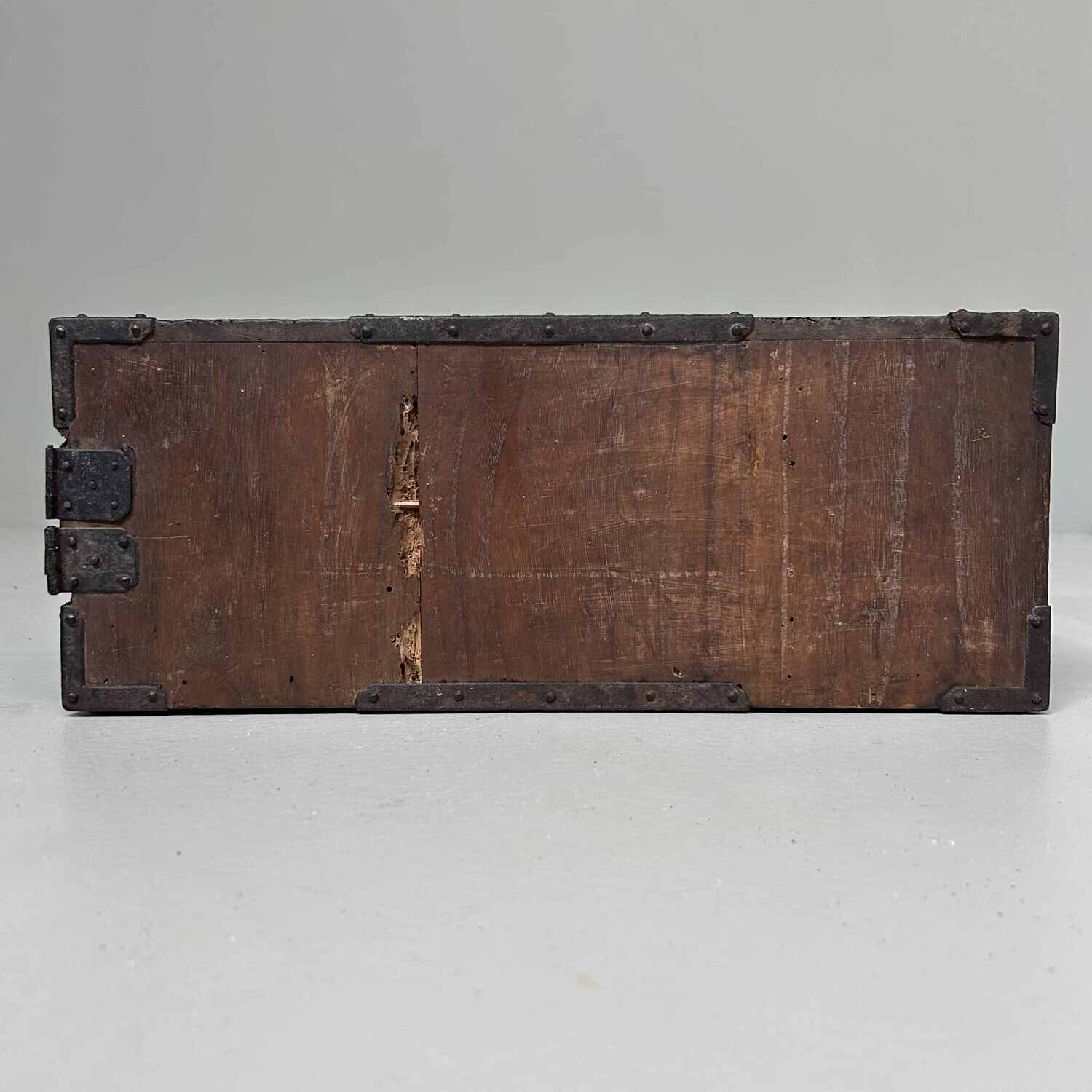 Kodansu (小箪笥) Klein Opbergmeubel, late Edo, Japan.