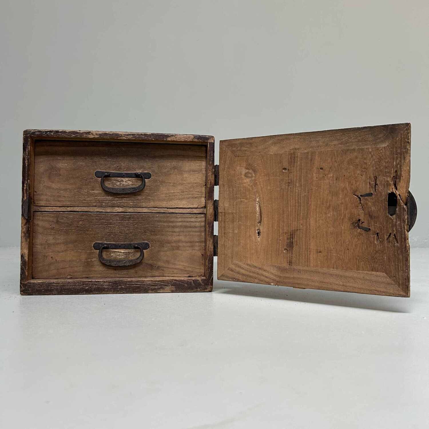 Kodansu (小箪笥) Klein Opbergmeubel, late Edo, Japan.
