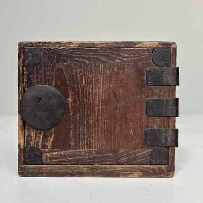 Kodansu (小箪笥) Small Storage Cabinet, Late Edo Period, Japan.