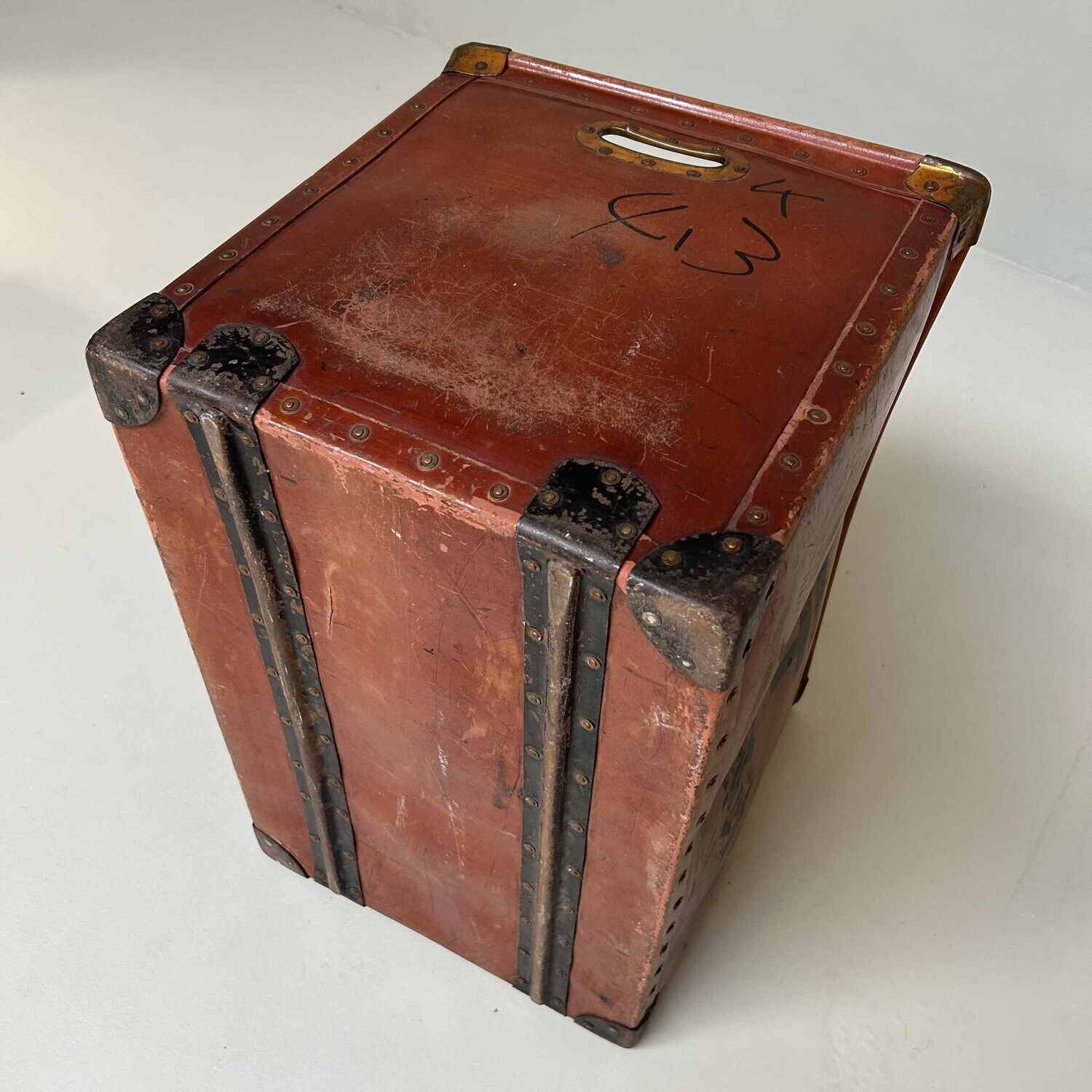 Zeldzame Vintage Osaka Post Sorteerbox, jaren '40, Japan. Zeldzame Vintage Osaka Post Sorteerbox, jaren '40, Japan.