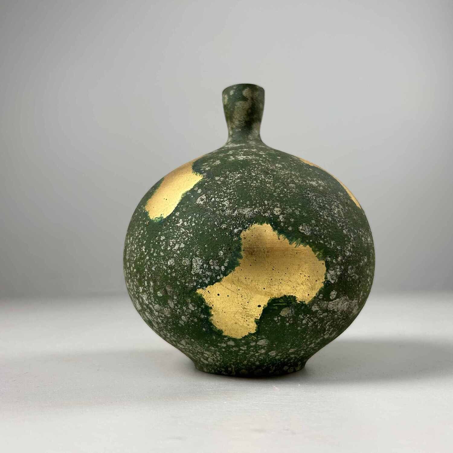 Copper Kiyotomi Ikebana Flower Vase, Japan.