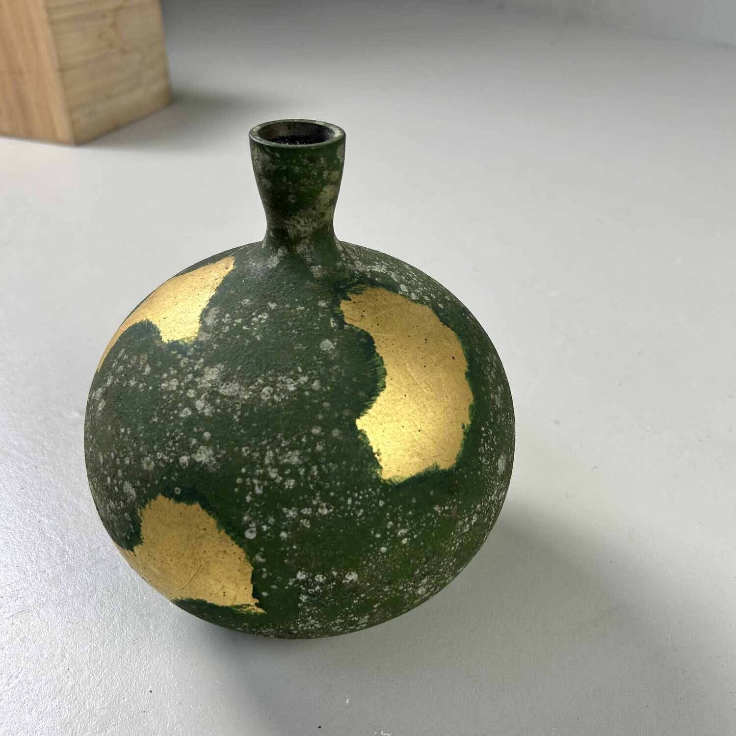 Copper Kiyotomi Ikebana Flower Vase, Japan.