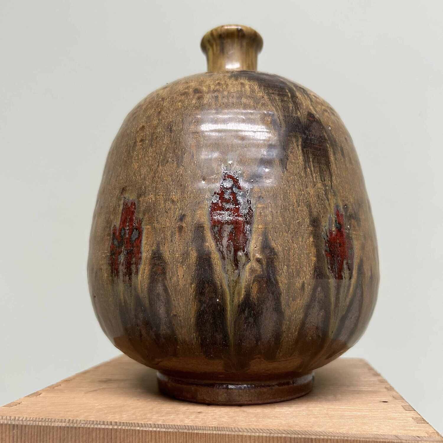 Wood-Fired Ceramic Ikebana Flower Vase, (Hizen) Kuromuta Yaki, Maruta Nobumasa, Japan.