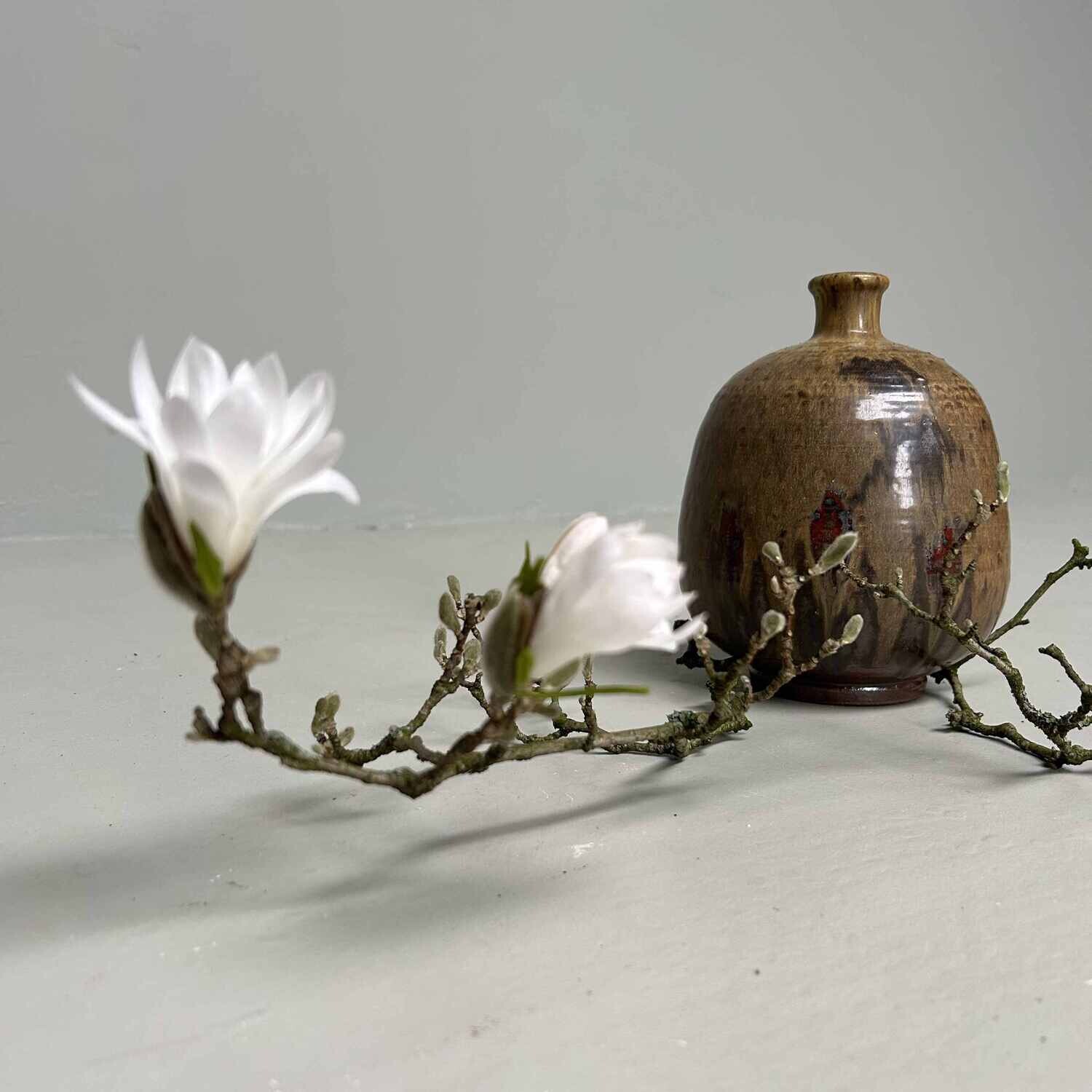 Wood-Fired Ceramic Ikebana Flower Vase, (Hizen) Kuromuta Yaki, Maruta Nobumasa, Japan.