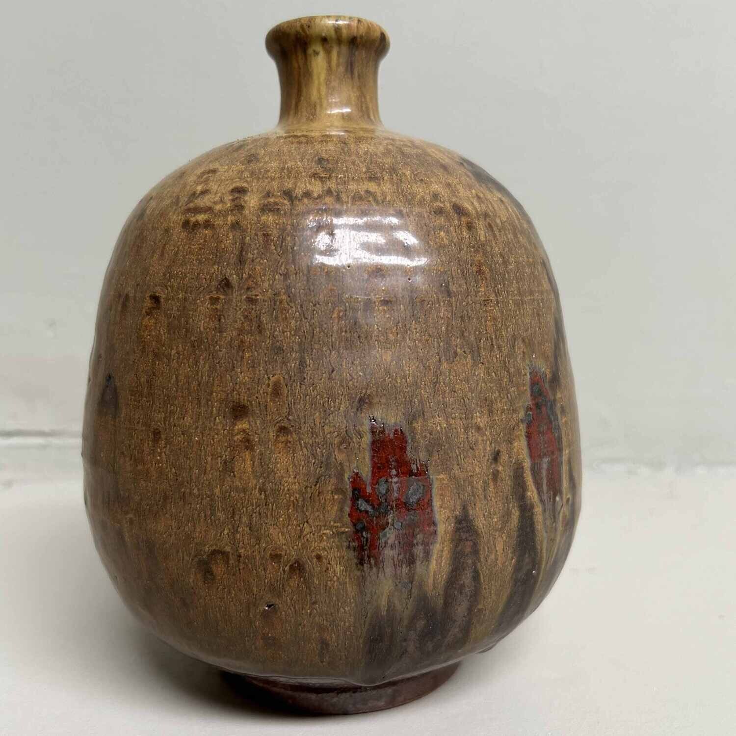 Wood-Fired Ceramic Ikebana Flower Vase, (Hizen) Kuromuta Yaki, Maruta Nobumasa, Japan.