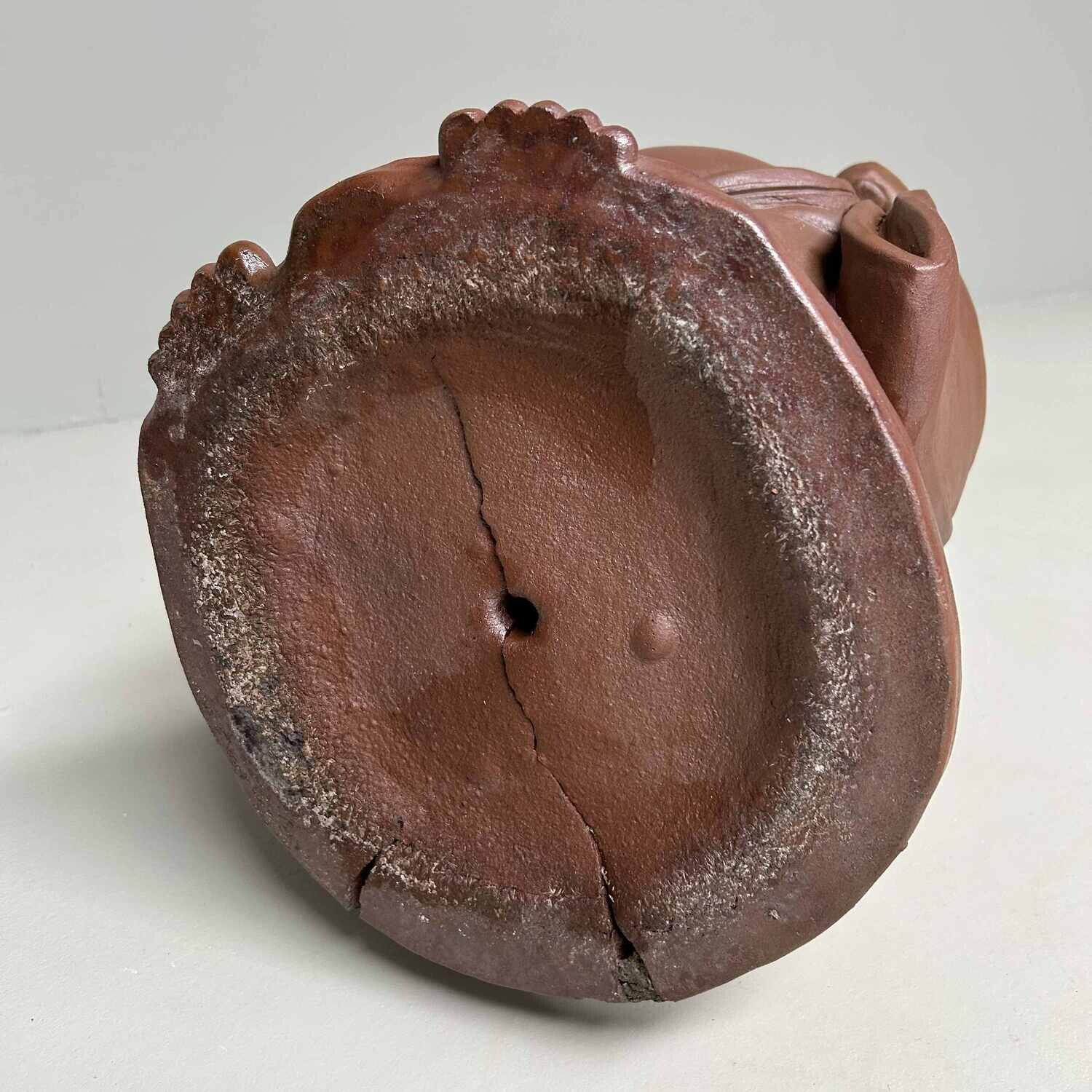 Terracotta Beeld Hotei (布袋) met Karako (唐子), Japan.