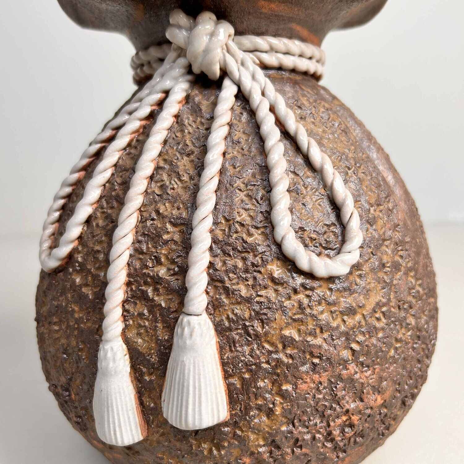 Shigaraki Keramieken Ikebana, Shōwa-periode, Japan.