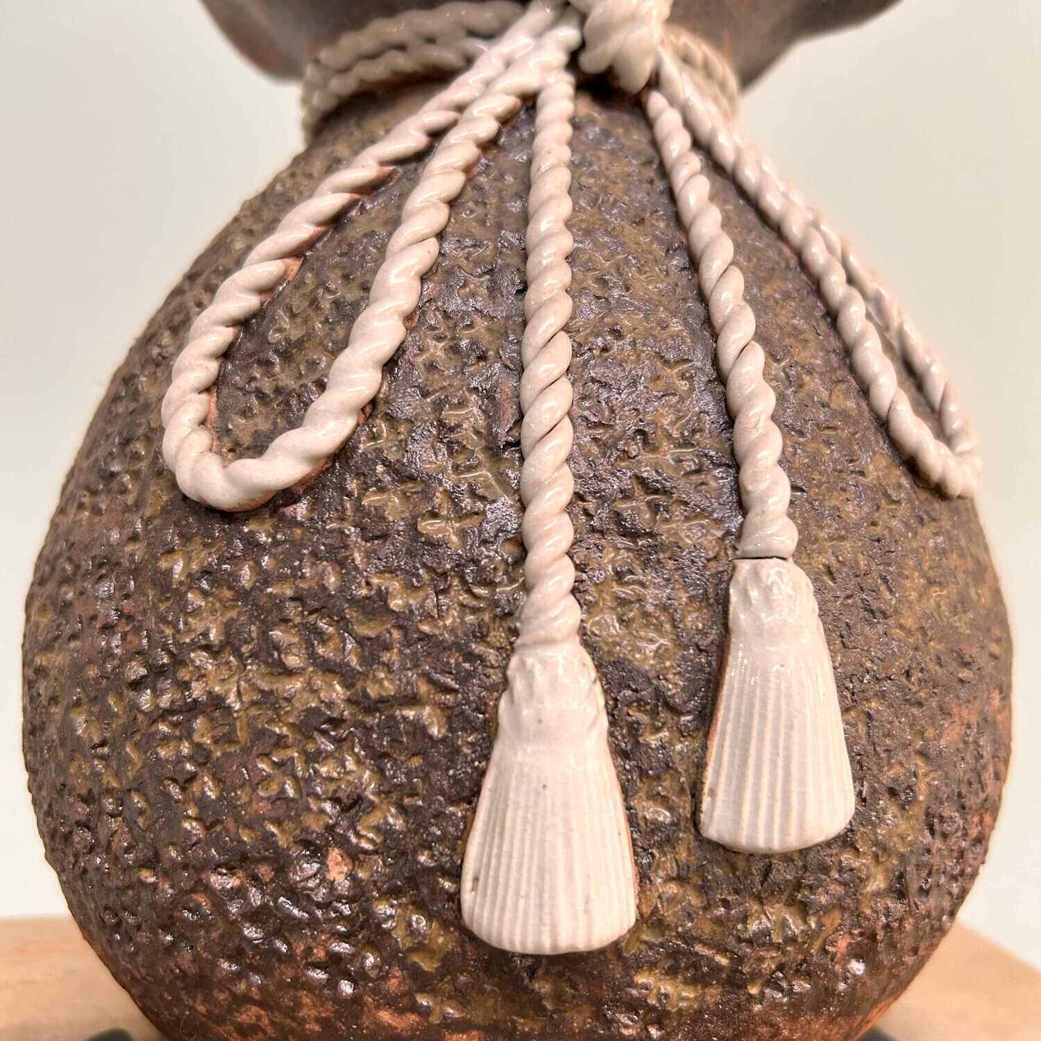 Shigaraki Keramieken Ikebana, Shōwa-periode, Japan.