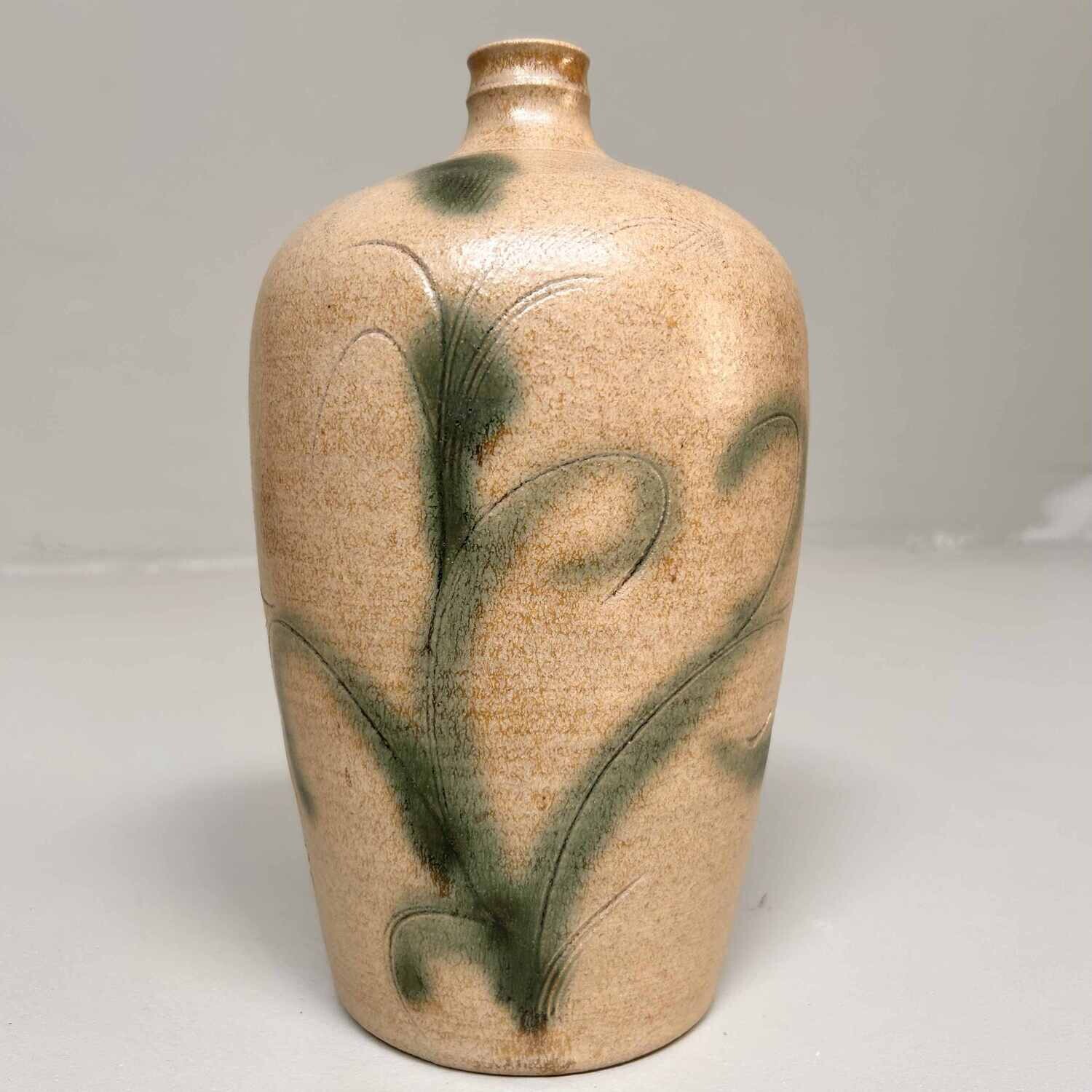 Ceramic Kiseto 黄瀬  Ikebana Flower Vase, Shōwa Period, Japan.