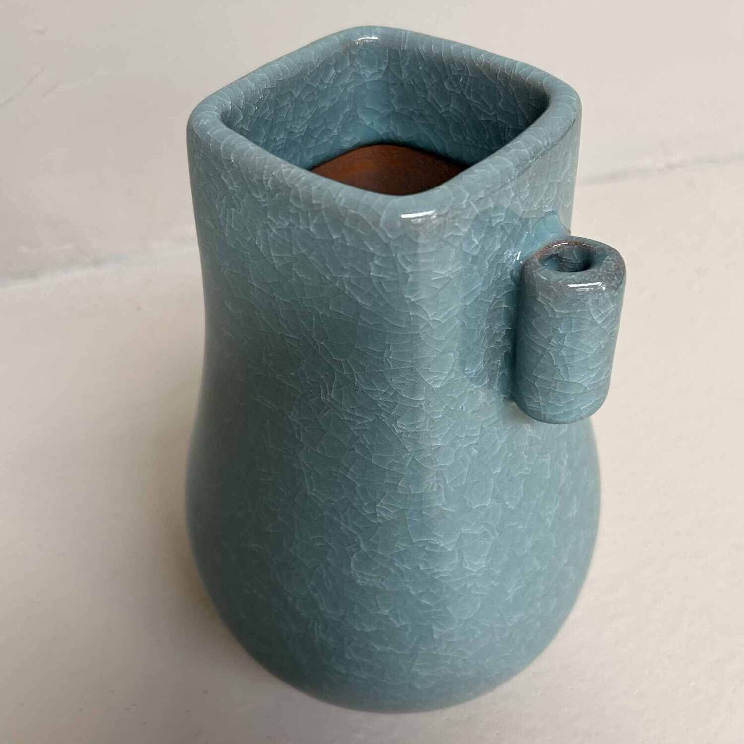 Mid Century Celadon Ikebana Bloemenvaas, Tachikichi, Japan.