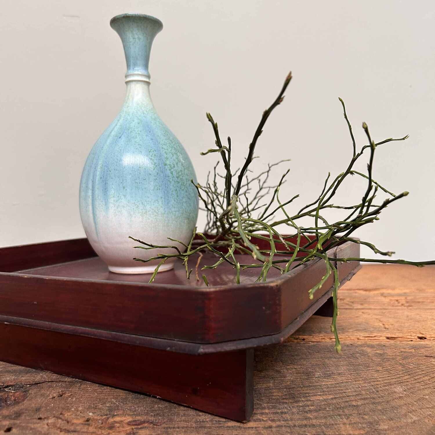 Kiyomizu Ware Ikebana Flower Vase, Kyoto, Japan.