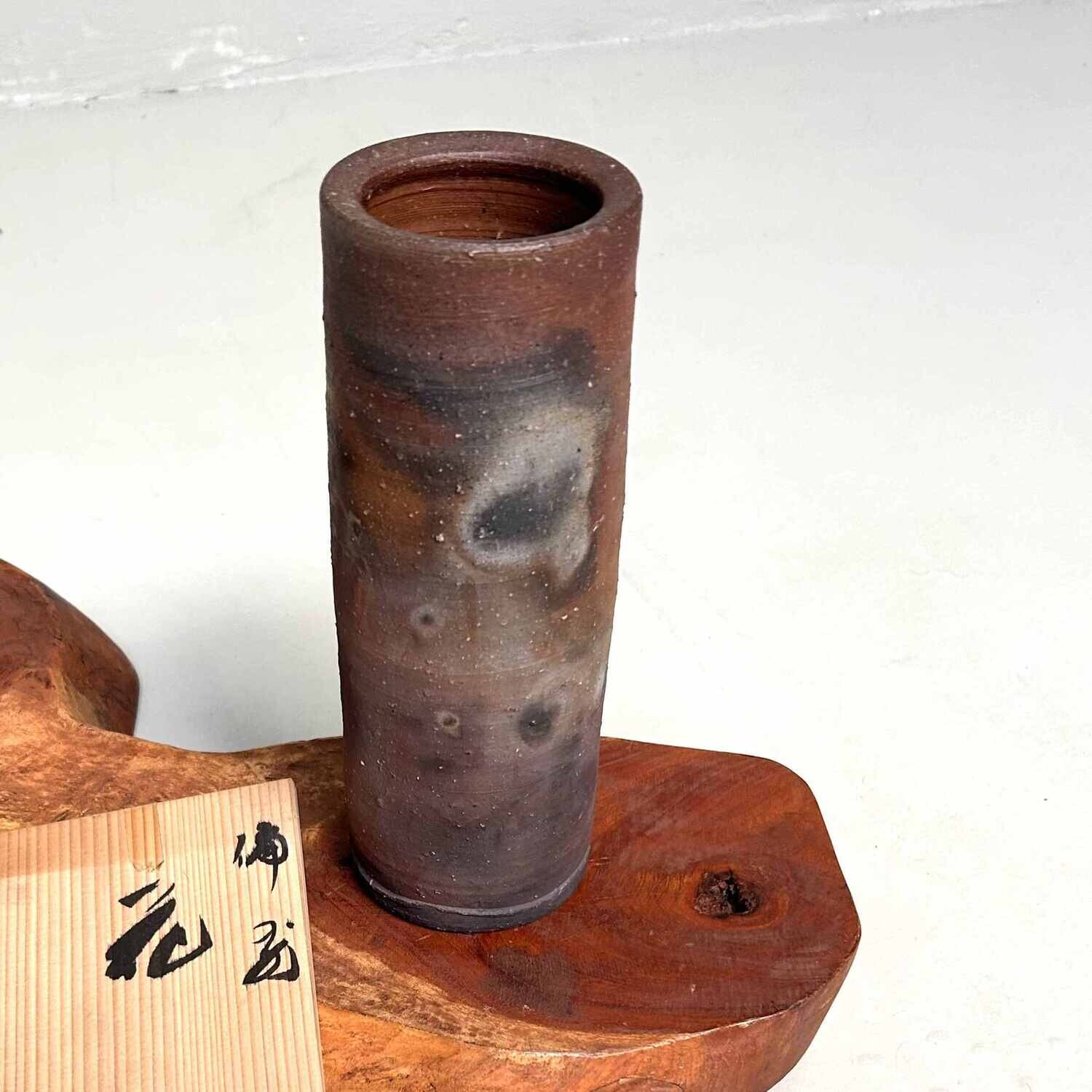 Minimalist Bizen Ikebana Flower Vase, Japan.