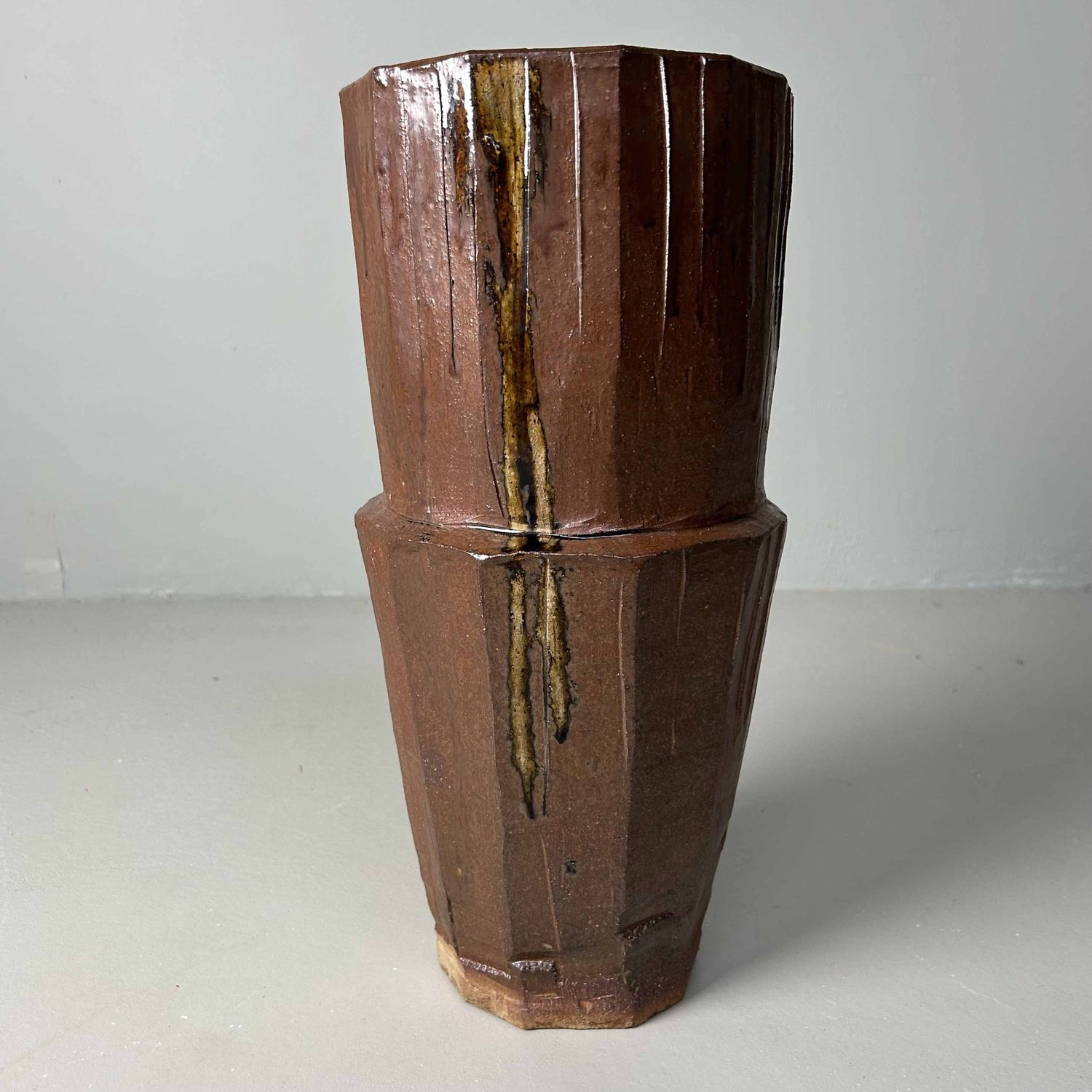 Ikebana Flower Vase, Agano Yaki, Shōwa Period, Japan.