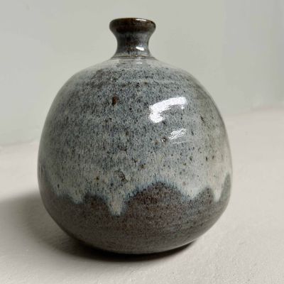 Koishiwara Ware 小石原焼  Ikebana Flower Vase, Japan.
