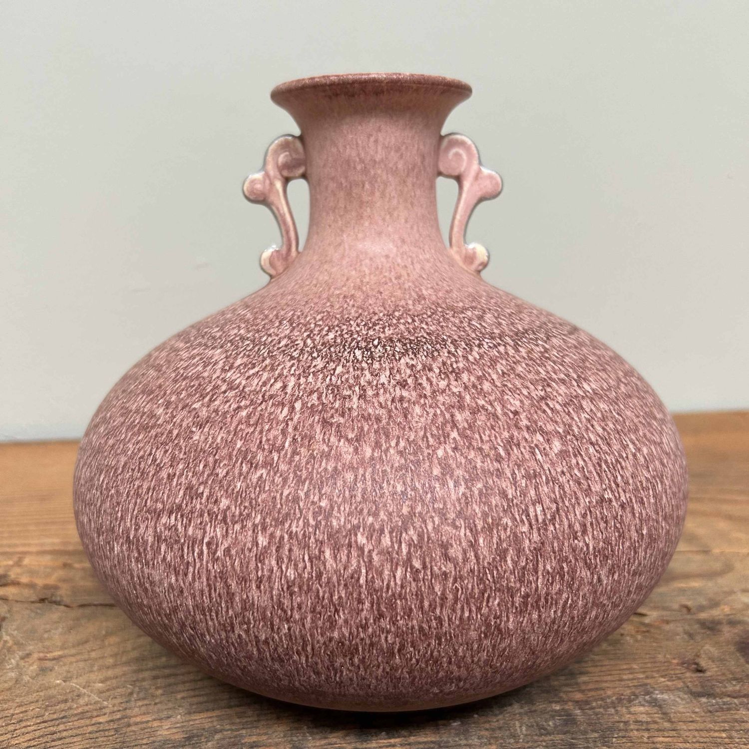 Mid-century Ikebana Flower Vase, Seiji Kato, Shōwa Era, Japan. Mid-century Ikebana Flower Vase, Seiji Kato, Shōwa Era, Japan.