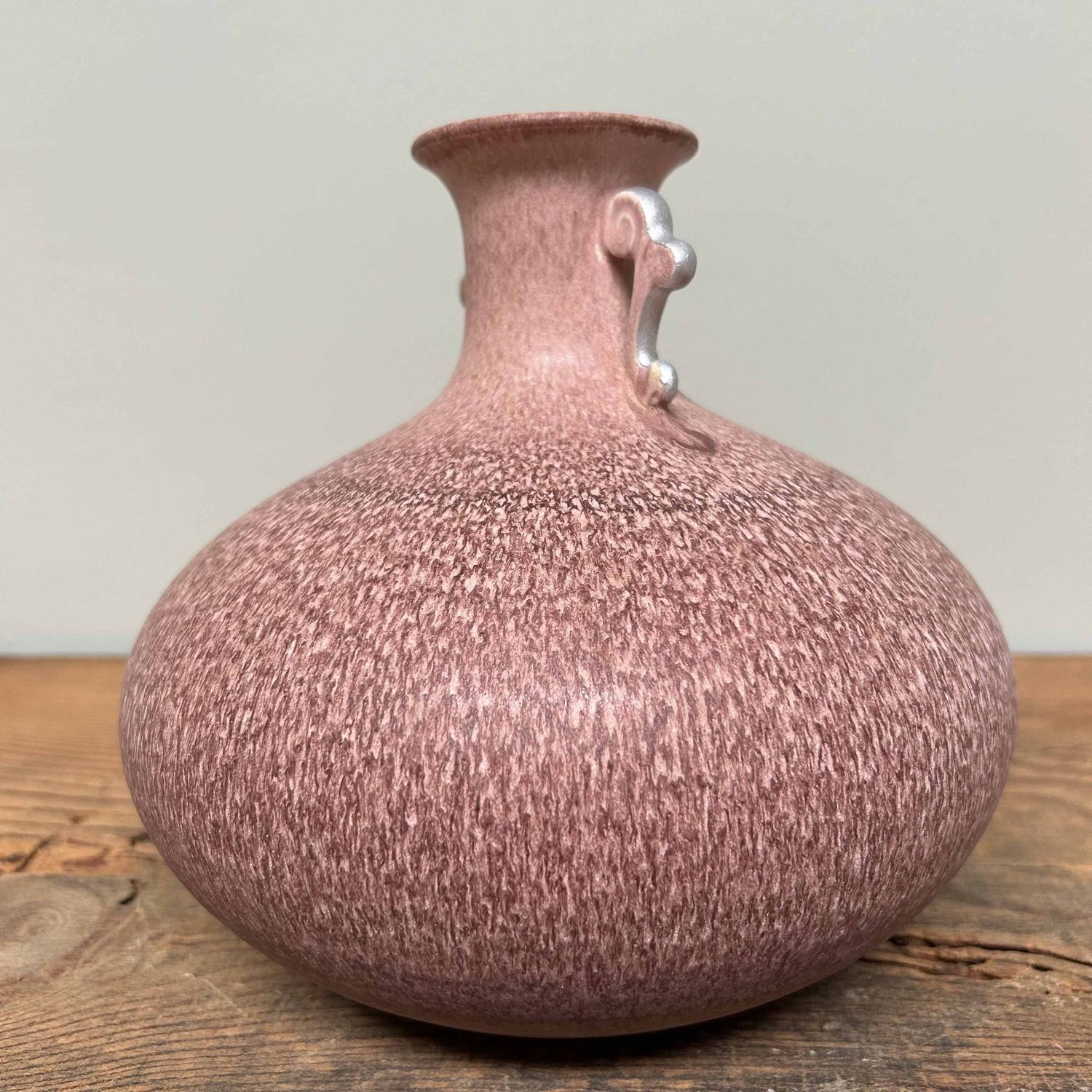 Mid-century Ikebana Flower Vase, Seiji Kato, Shōwa Era, Japan. Mid-century Ikebana Flower Vase, Seiji Kato, Shōwa Era, Japan.