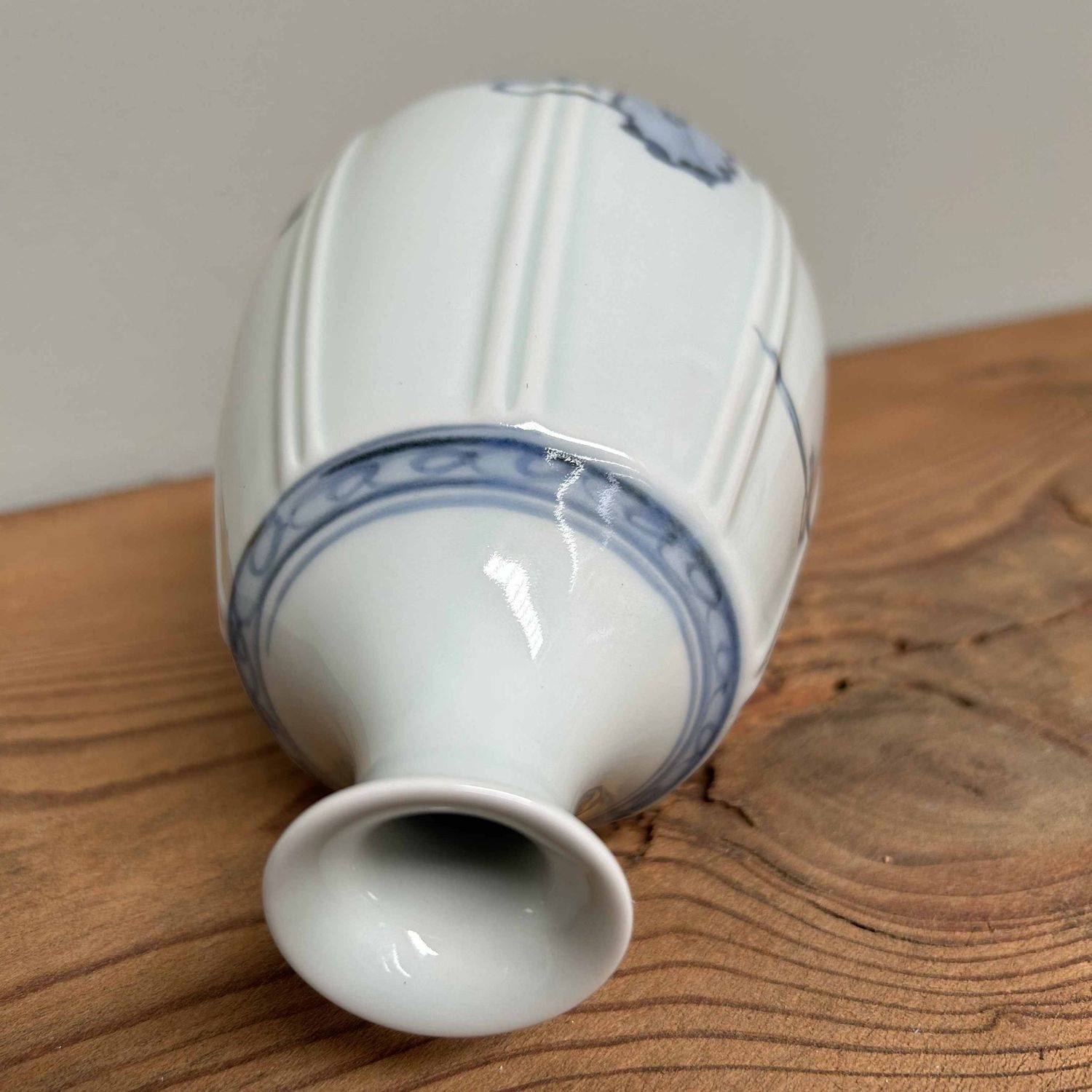 Imari Ikebana Flower Vase, Shin Kiln, 1940s, Japan.