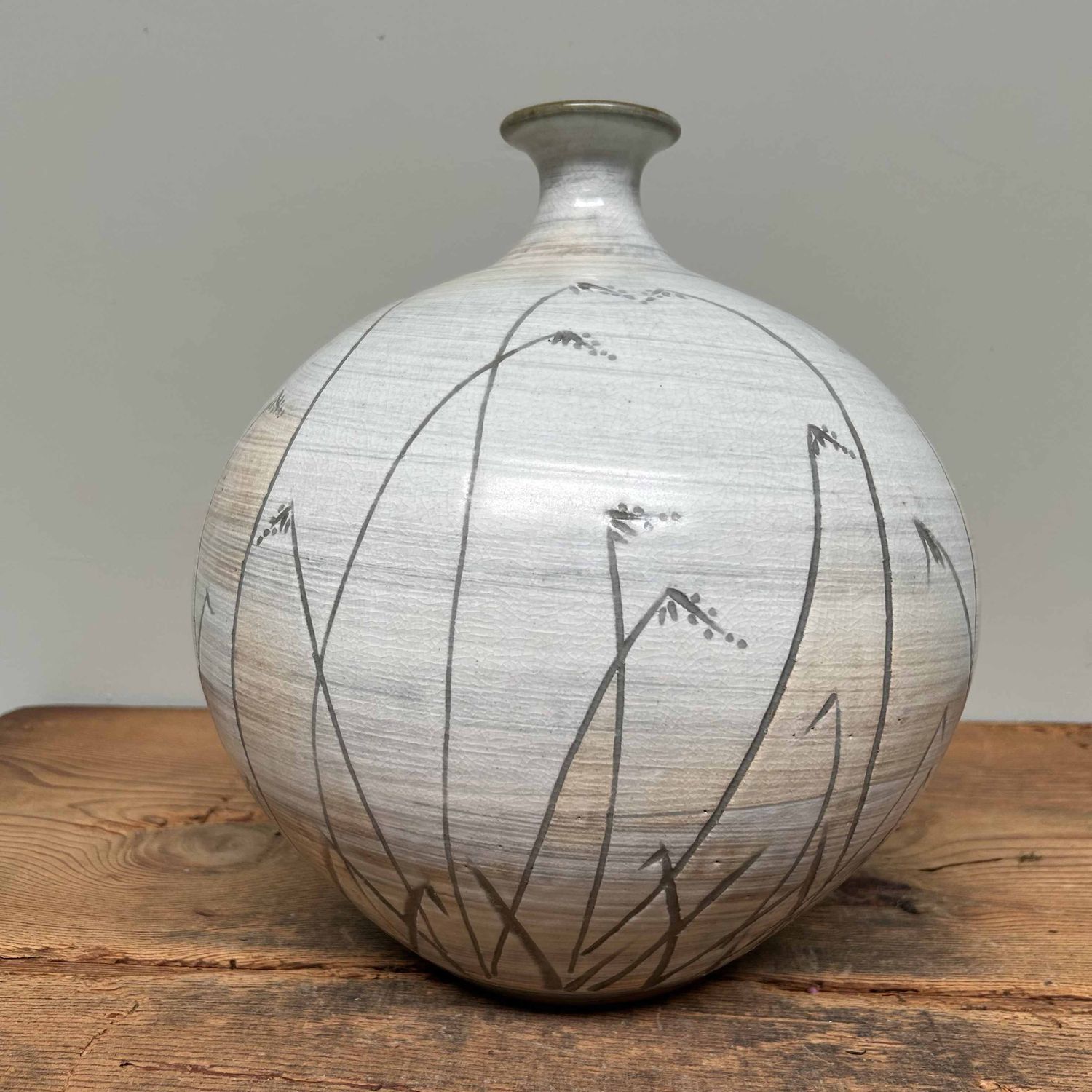 Ikebana Flower Vase 'Susuki', Ichinose Ware 一の瀬焼, Japan.
