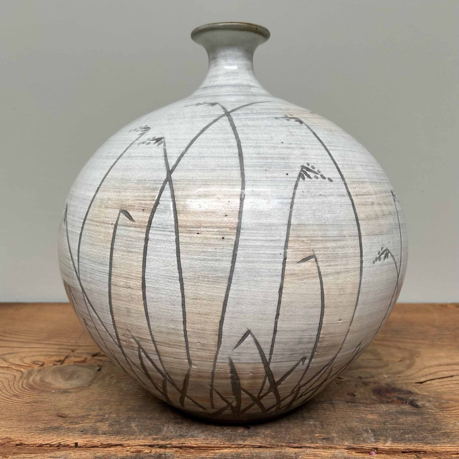 Ikebana Flower Vase 'Susuki', Ichinose Ware 一の瀬焼, Japan.