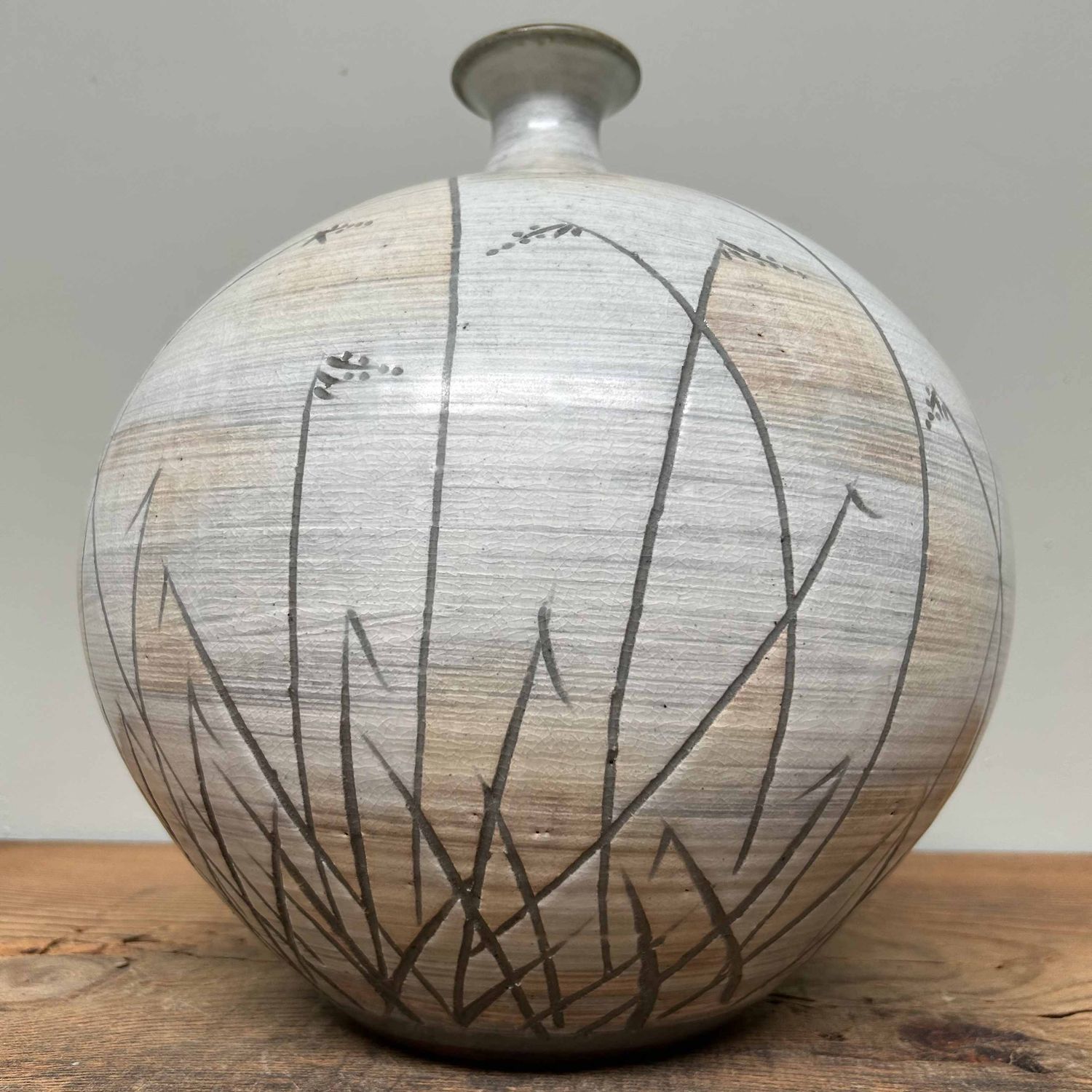 Ikebana Flower Vase 'Susuki', Ichinose Ware 一の瀬焼, Japan.