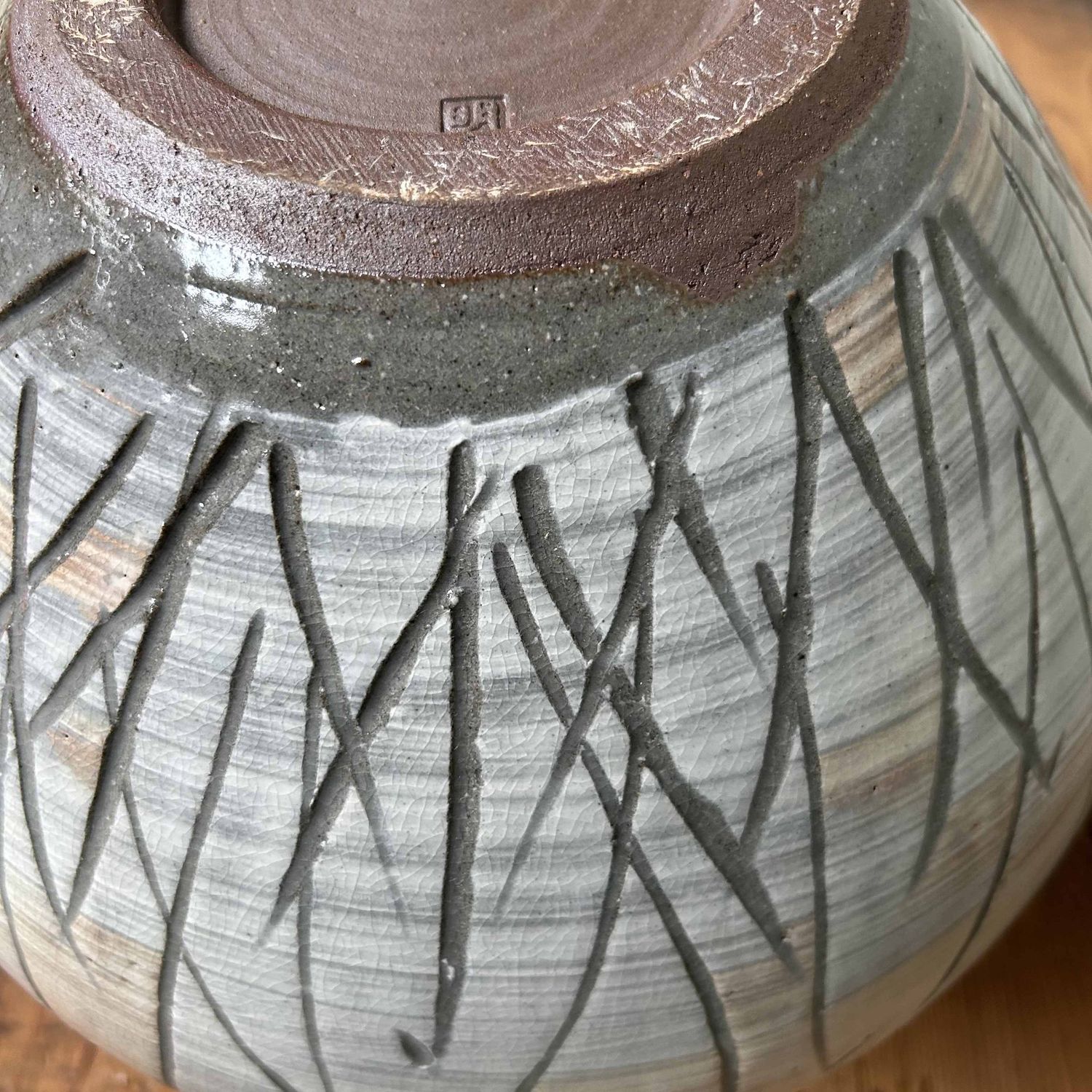 Ikebana Flower Vase 'Susuki', Ichinose Ware 一の瀬焼, Japan.