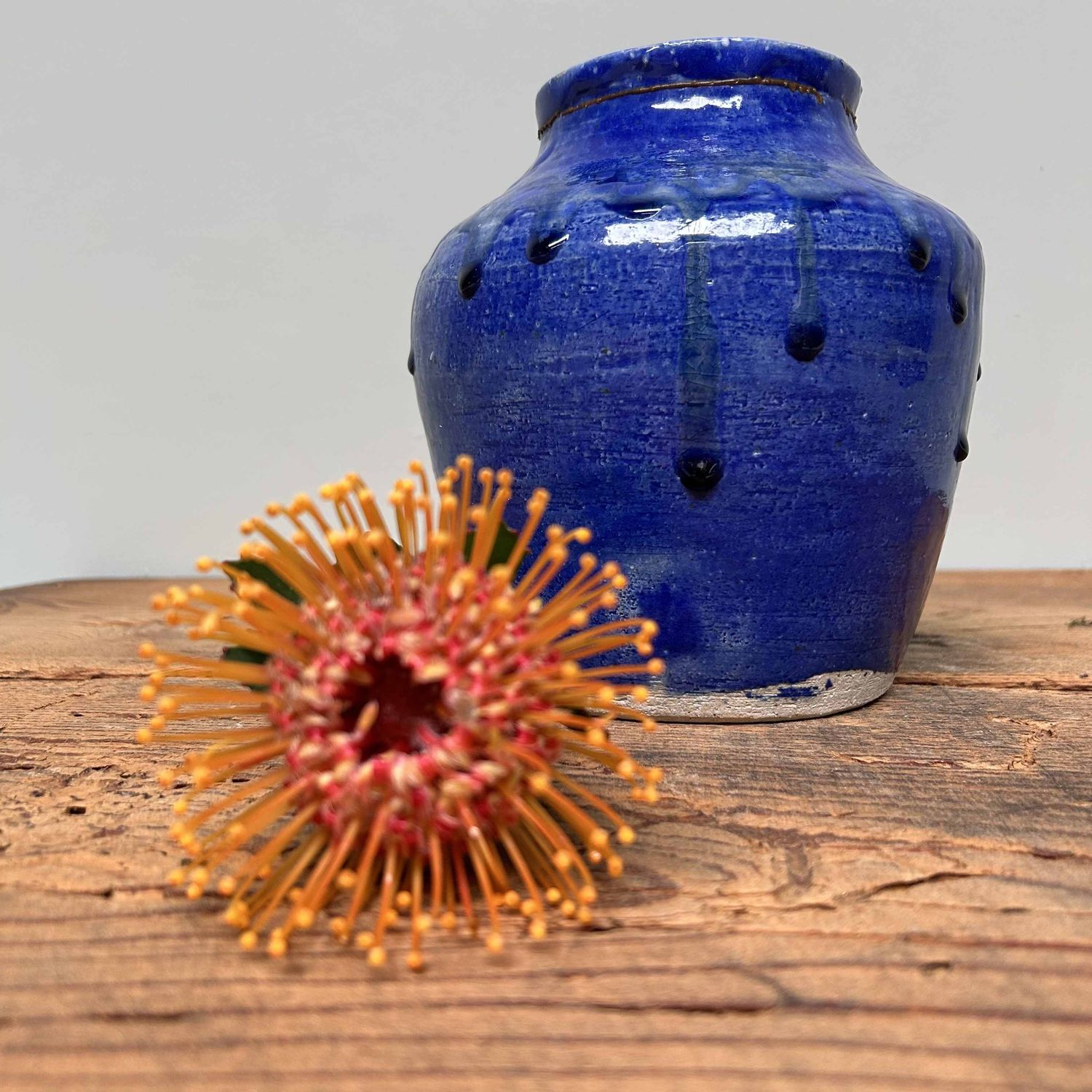 Mid Century Ikebana Bloemenvaas, Ueno Yaki, Yahata Kiln, Japan.