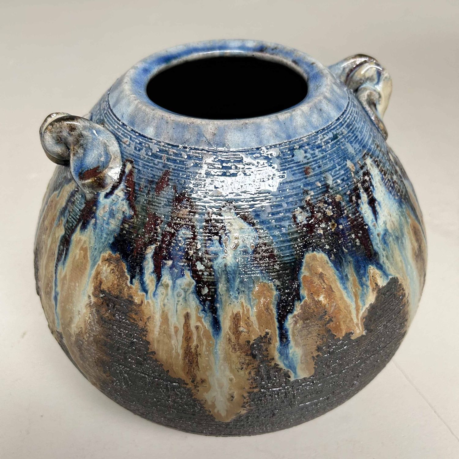 Shigaraki-Yaki Ikebana Bloemenvaas,  Shōwa-periode, Japan.