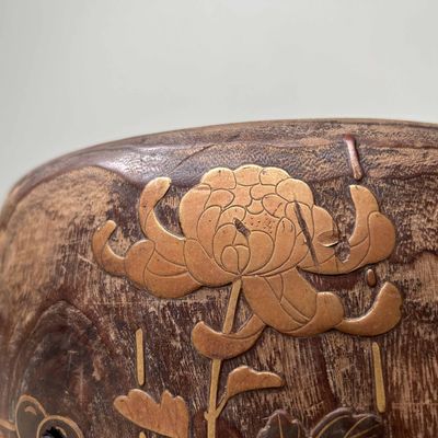 Antique Kiri Maki-e Hibachi (火鉢), Fire Pot, Meiji Period, Japan.