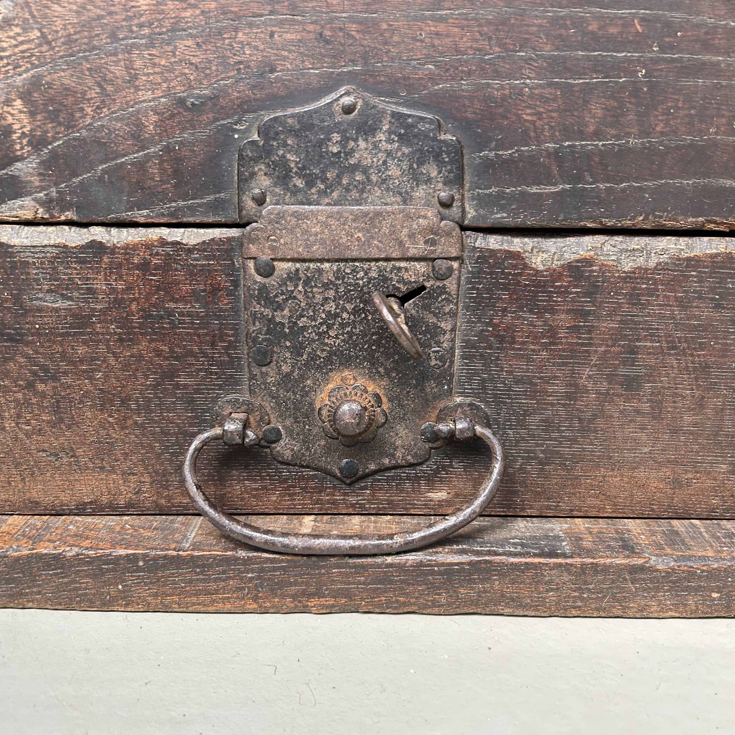 Antieke Houten Zenibako Tempel Offerblok, Meiji-periode, Japan.