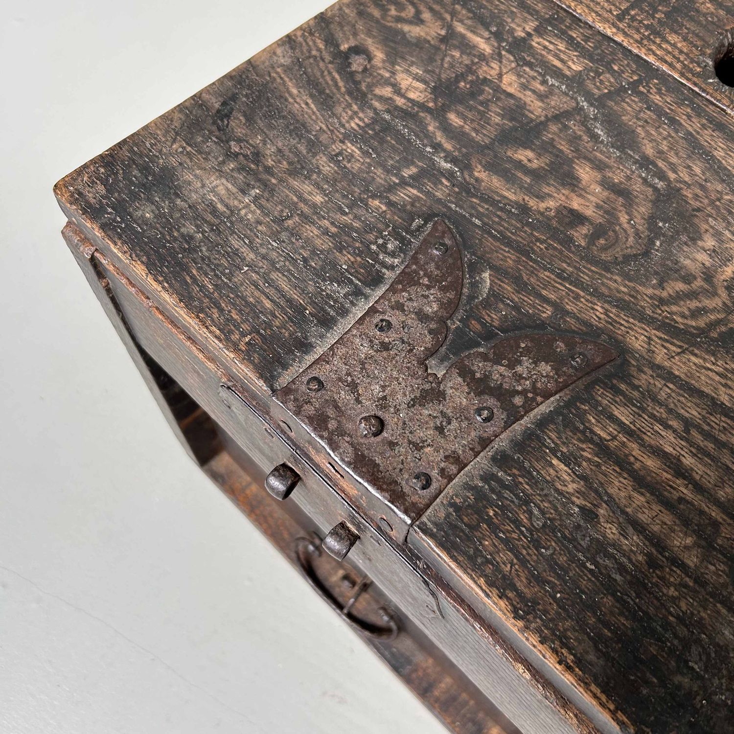 Antieke Houten Zenibako Tempel Offerblok, Meiji-periode, Japan.