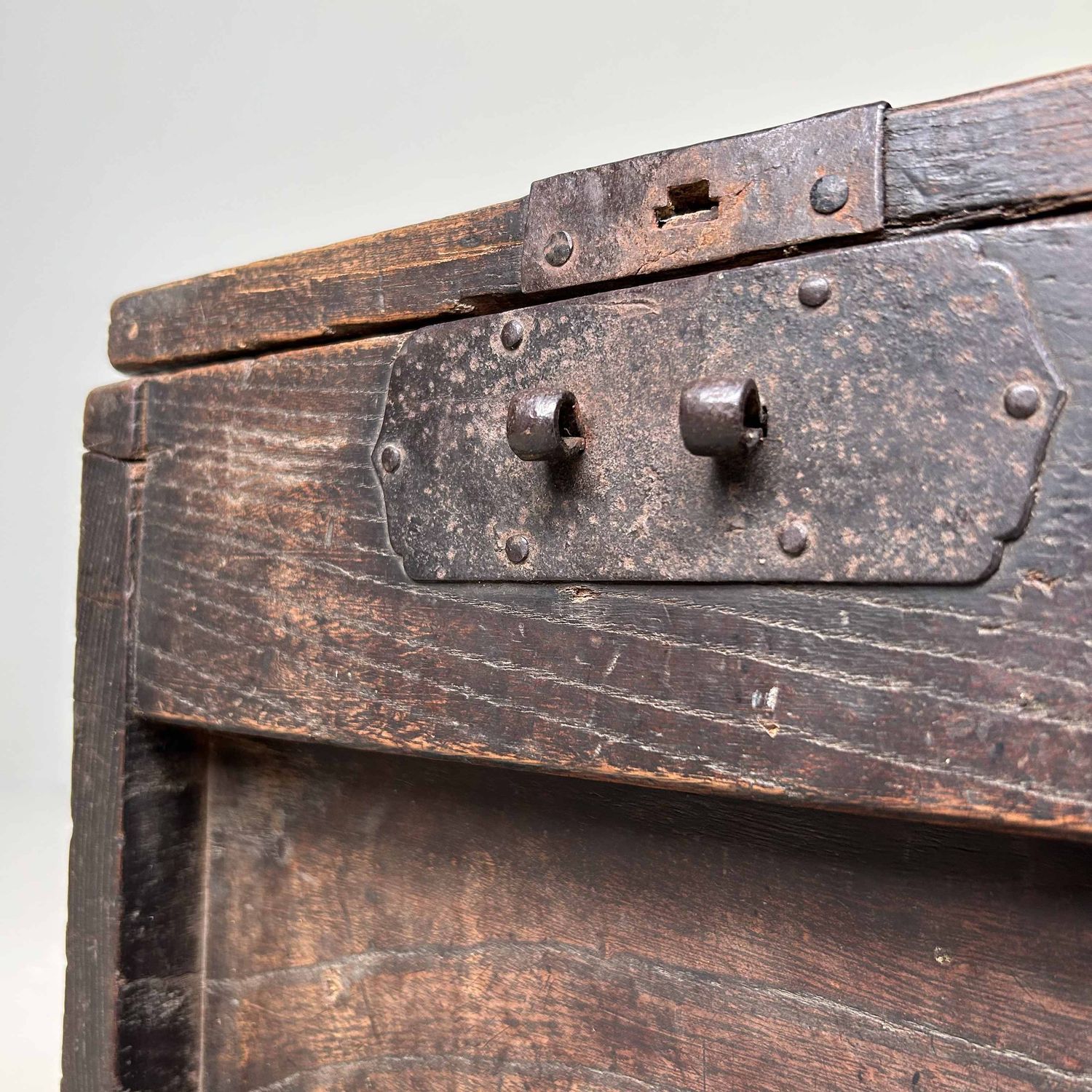 Antieke Houten Zenibako Tempel Offerblok, Meiji-periode, Japan.