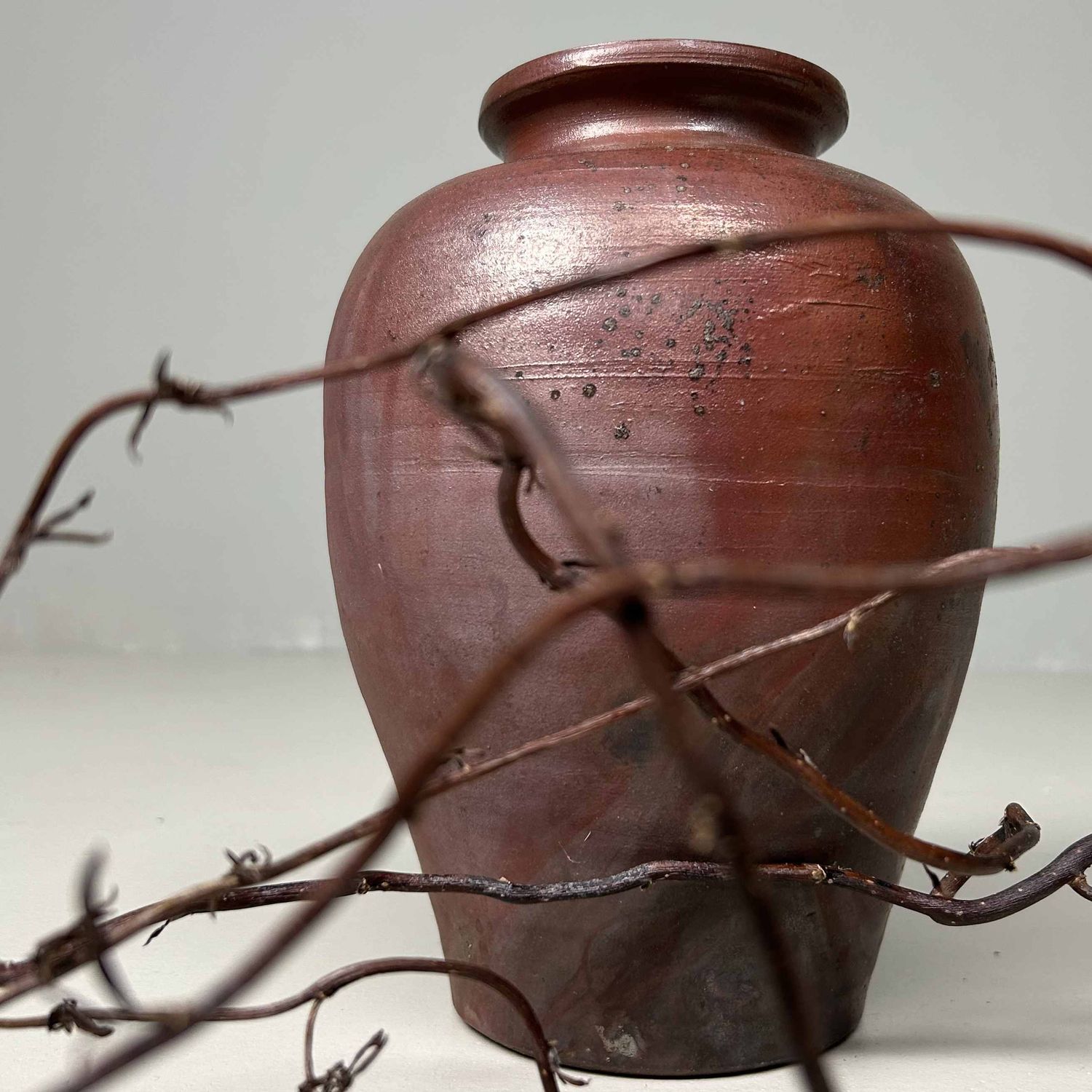 Unique Wood-fired Ikebana Vase, Traditional Tamba Yaki 丹彩窯 from Japan.