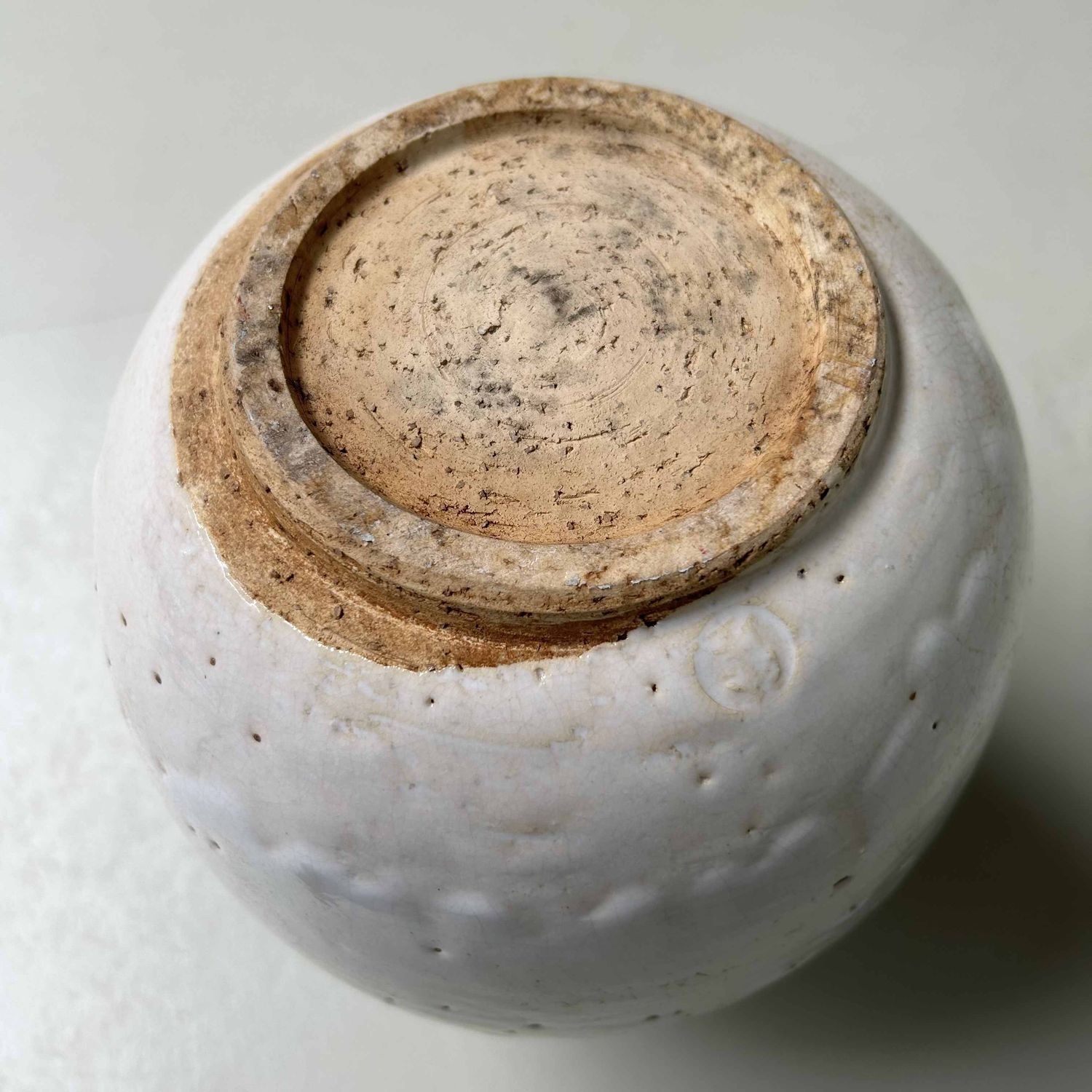 Hagi Yaki Ikebana Flower Vase, Nagasawa Seizan Kiln, Japan.