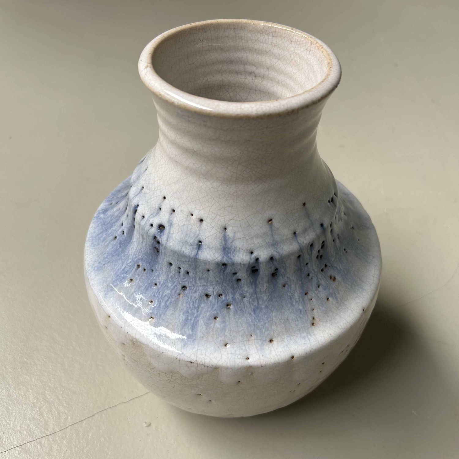 Hagi Yaki Ikebana Flower Vase, Nagasawa Seizan Kiln, Japan.