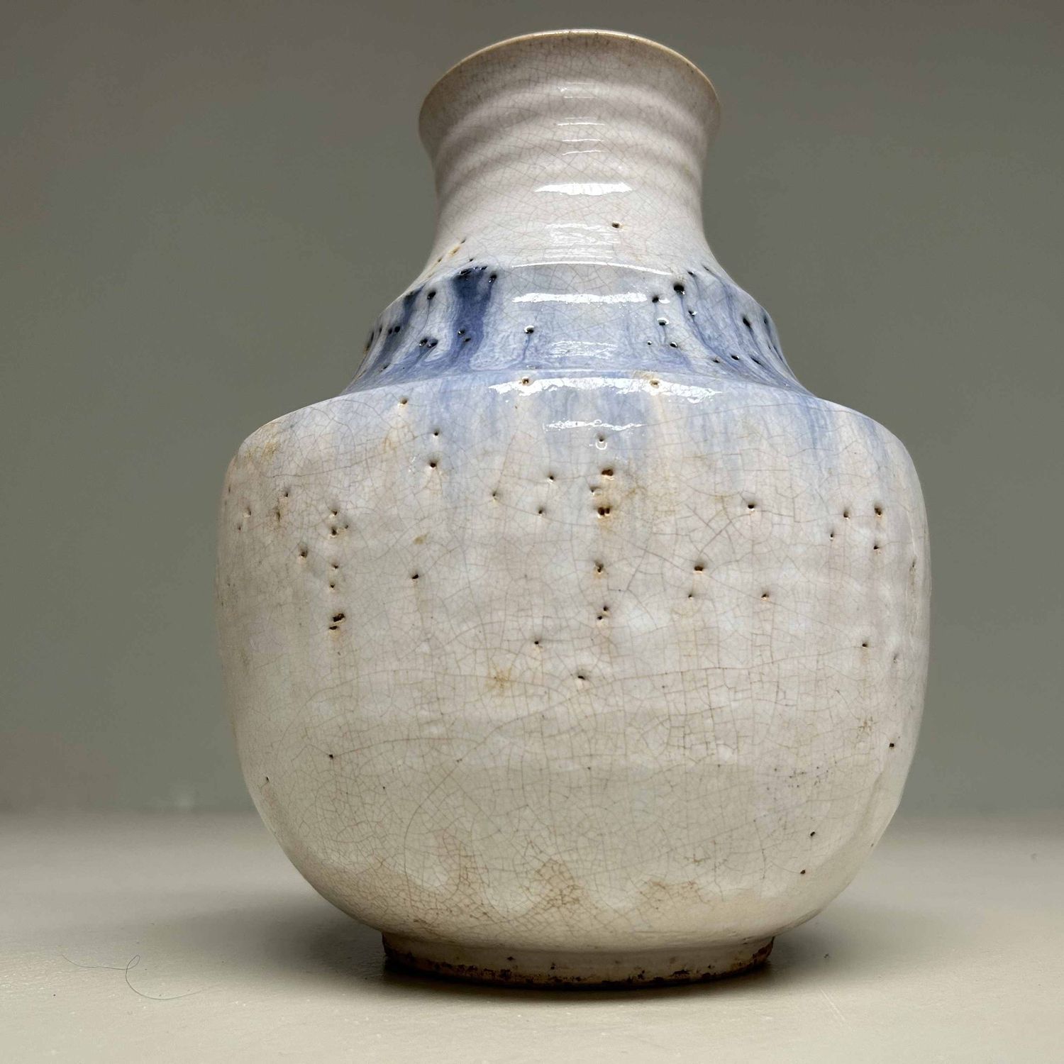 Hagi Yaki Ikebana Flower Vase, Nagasawa Seizan Kiln, Japan.