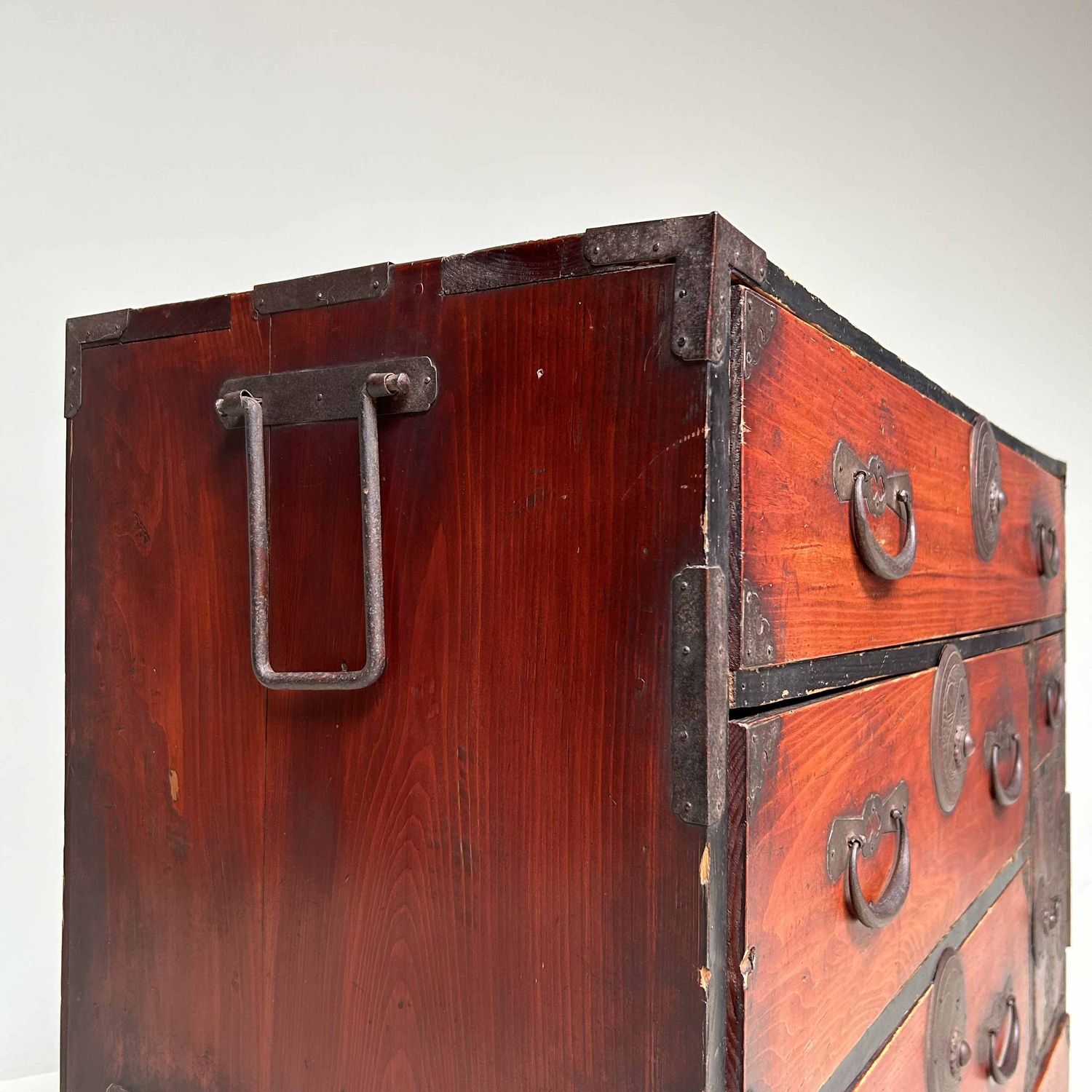 Japanese Traditional Tansu Chest of Drawers, Meiji Era.