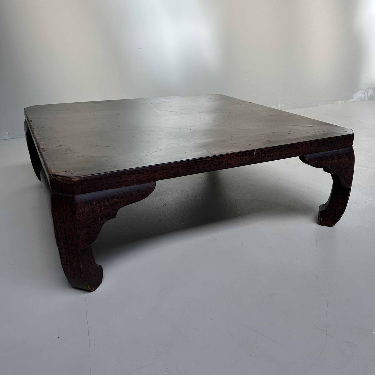 Elegante Japanse Gelakte Lage Tafel - Chabudai 茶袱台, Meiji-periode.